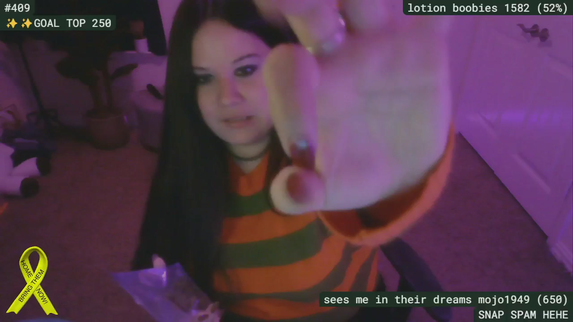 Gallery image thumbnail from SassySarah94's myfreecams stream on, 10/10/2024, 02:40 image 15 of 20