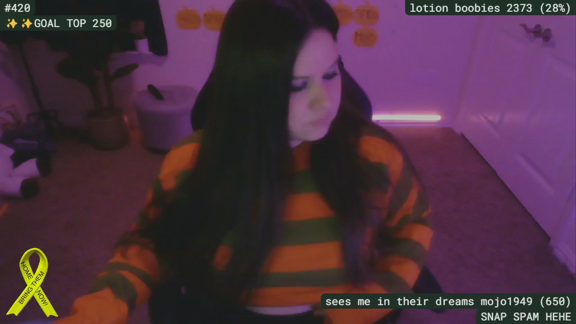 Gallery image thumbnail from SassySarah94's myfreecams stream on, 10/10/2024, 02:40 image 8 of 20
