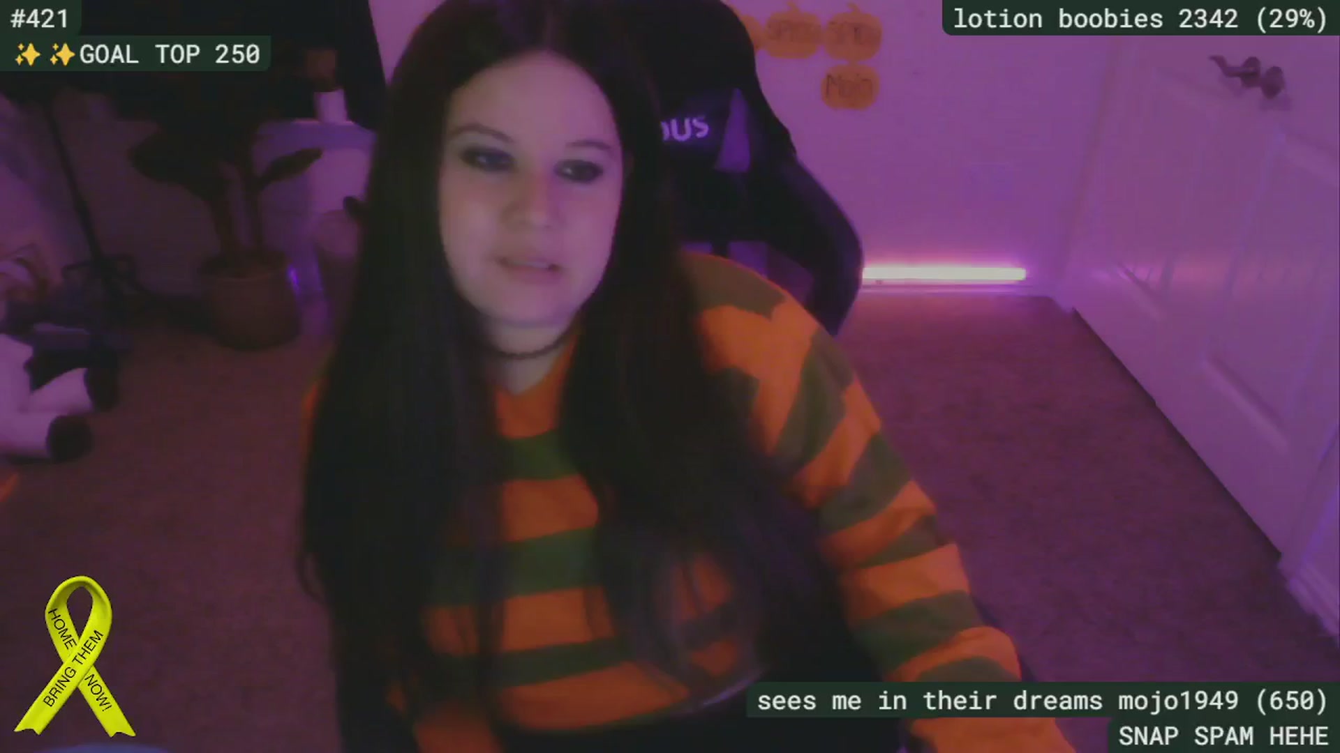 Gallery image thumbnail from SassySarah94's myfreecams stream on, 10/10/2024, 02:40 image 10 of 20