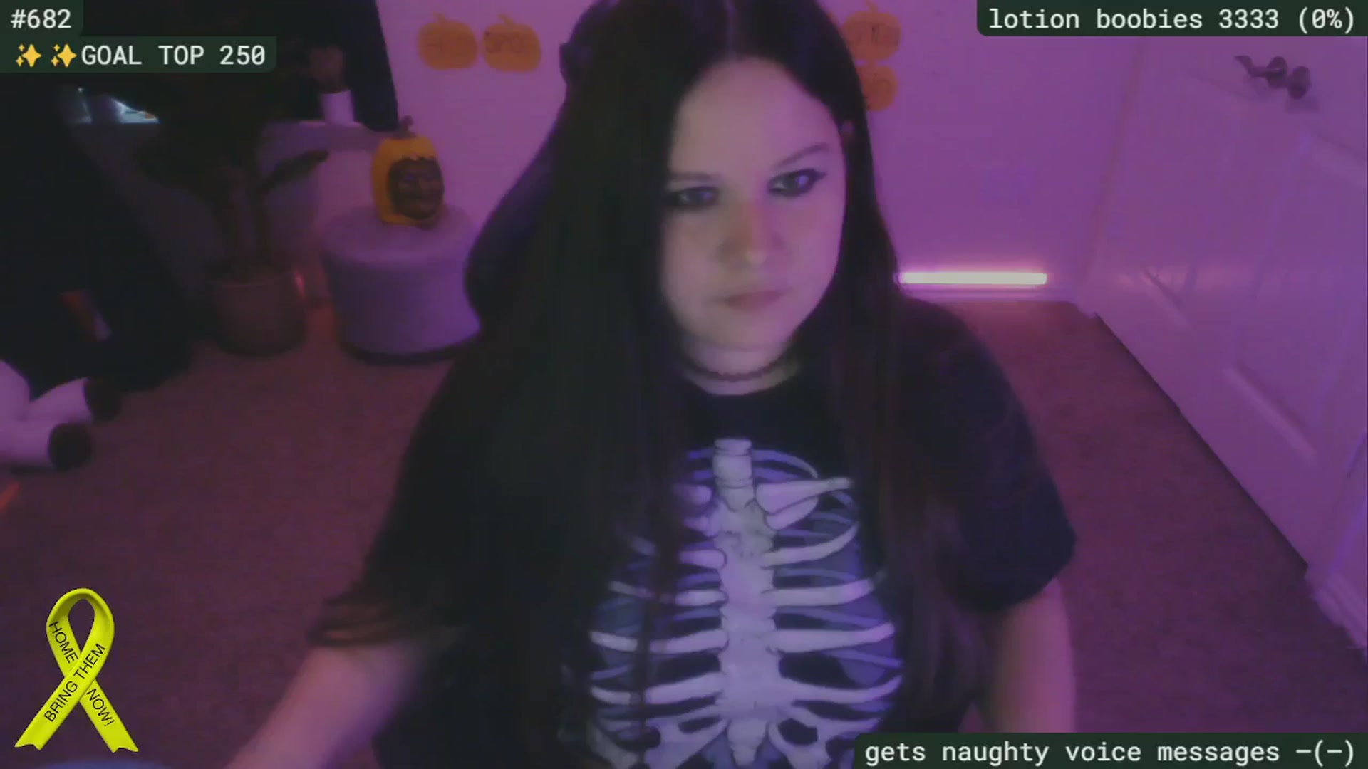 Gallery image thumbnail from SassySarah94's myfreecams stream on, 10/13/2024, 22:22 image 1 of 20