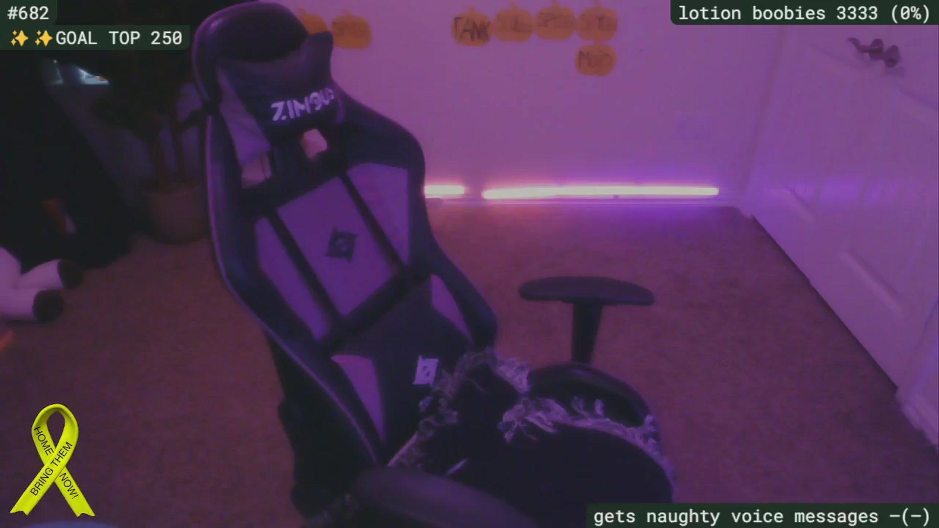 Gallery image thumbnail from SassySarah94's myfreecams stream on, 10/13/2024, 22:22 image 2 of 20