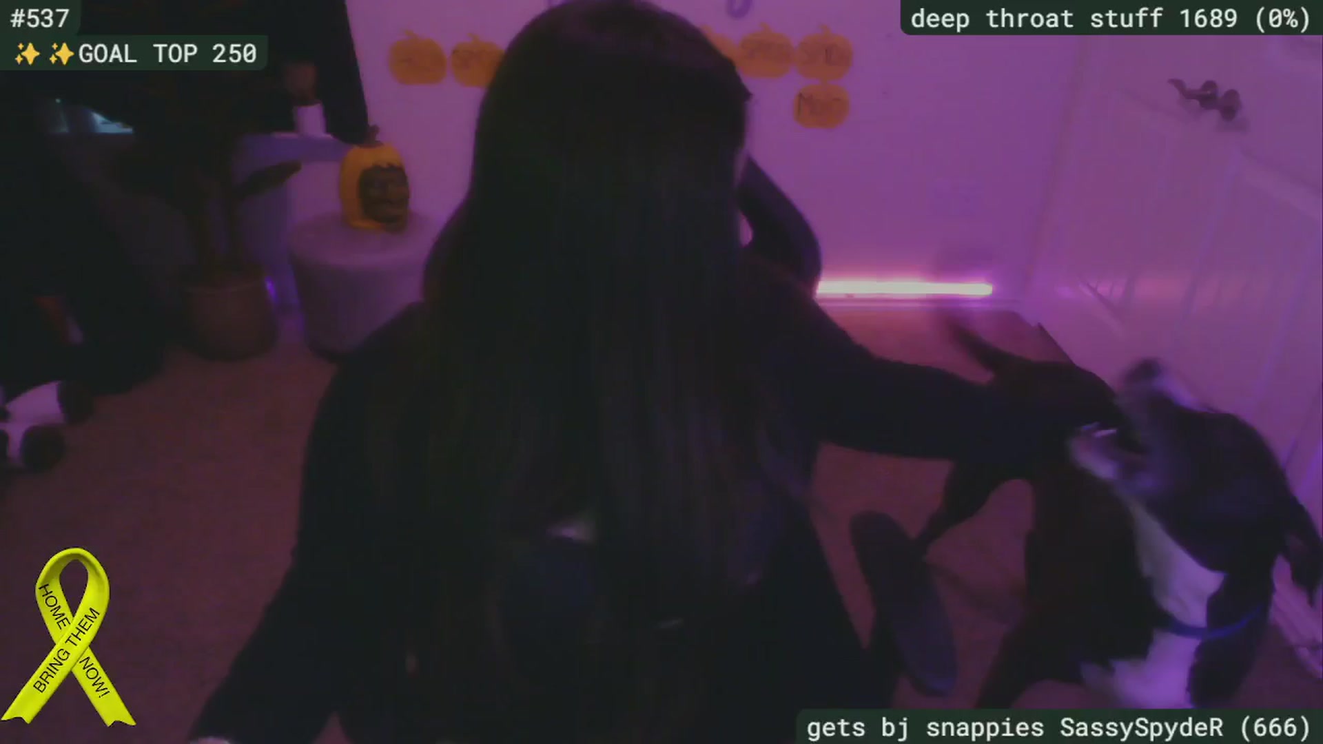 Gallery image thumbnail from SassySarah94's myfreecams stream on, 10/16/2024, 23:34 image 11 of 20