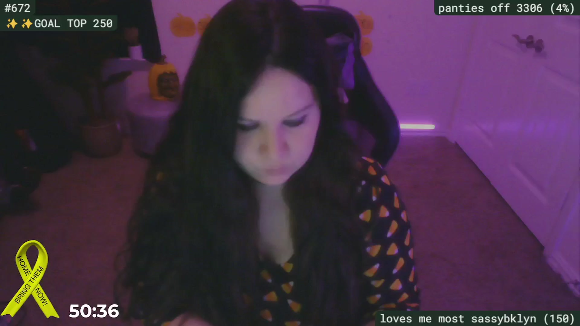 Gallery image thumbnail from SassySarah94's myfreecams stream on, 10/21/2024, 01:01 image 4 of 20