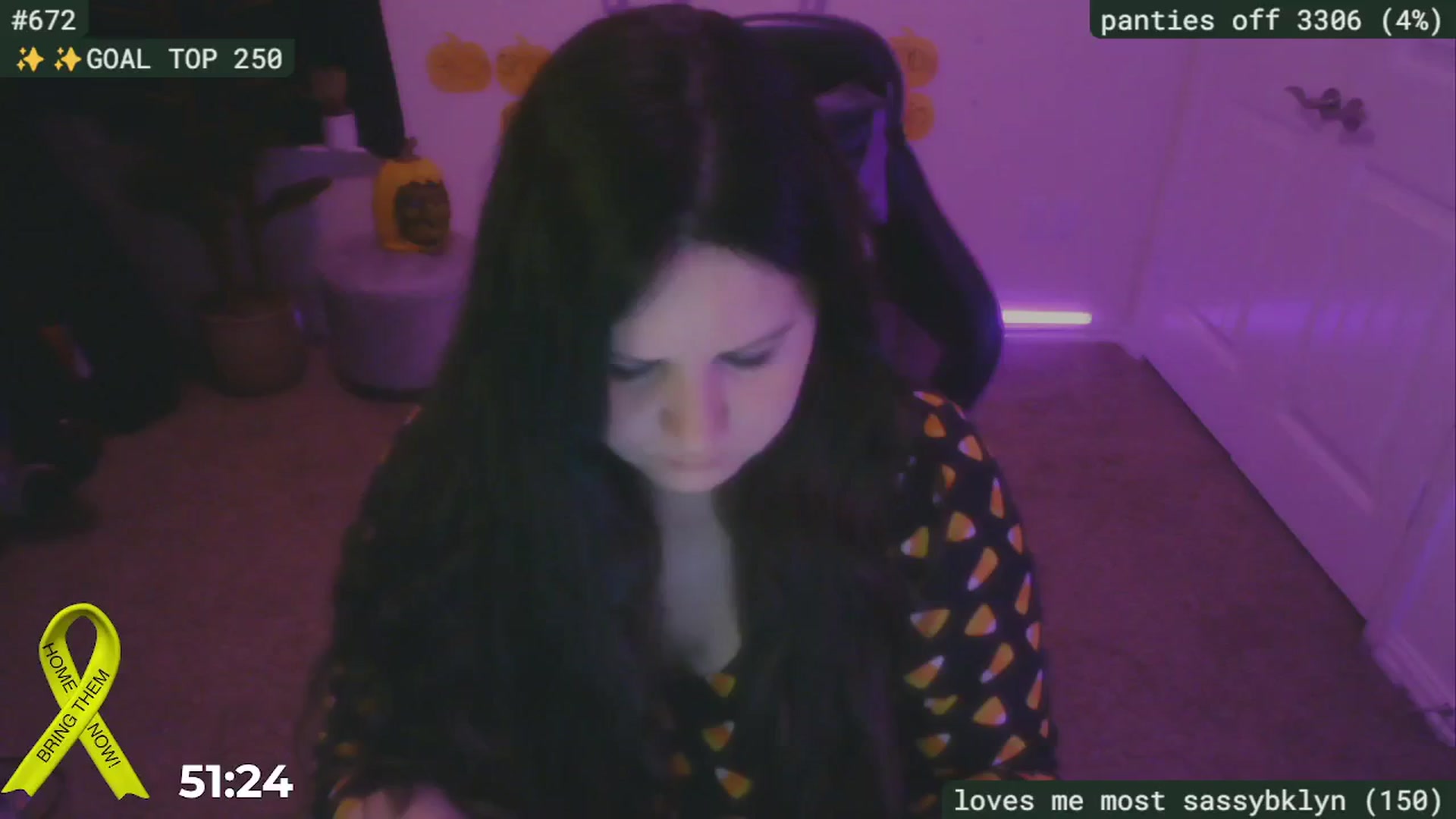 Gallery image thumbnail from SassySarah94's myfreecams stream on, 10/21/2024, 01:01 image 3 of 20