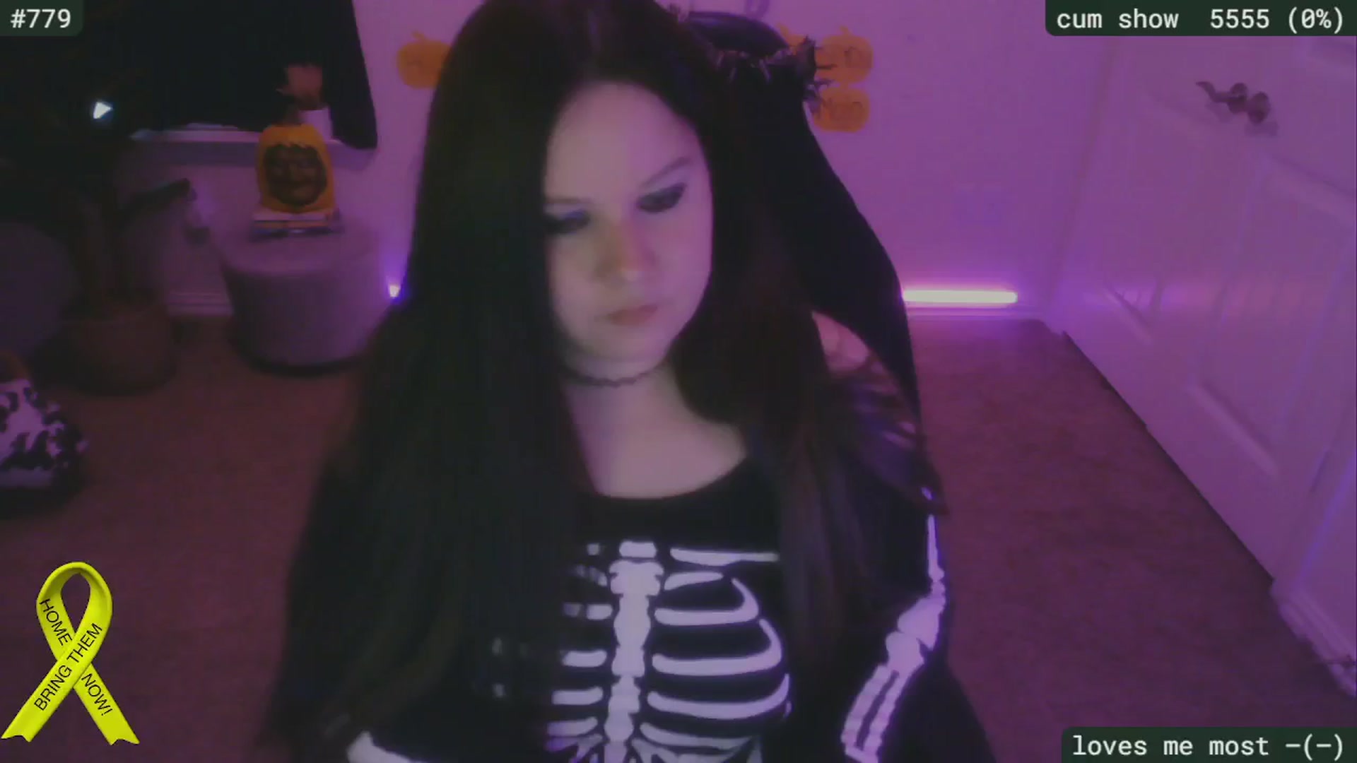 Gallery image thumbnail from SassySarah94's myfreecams stream on, 10/23/2024, 20:36 image 4 of 20