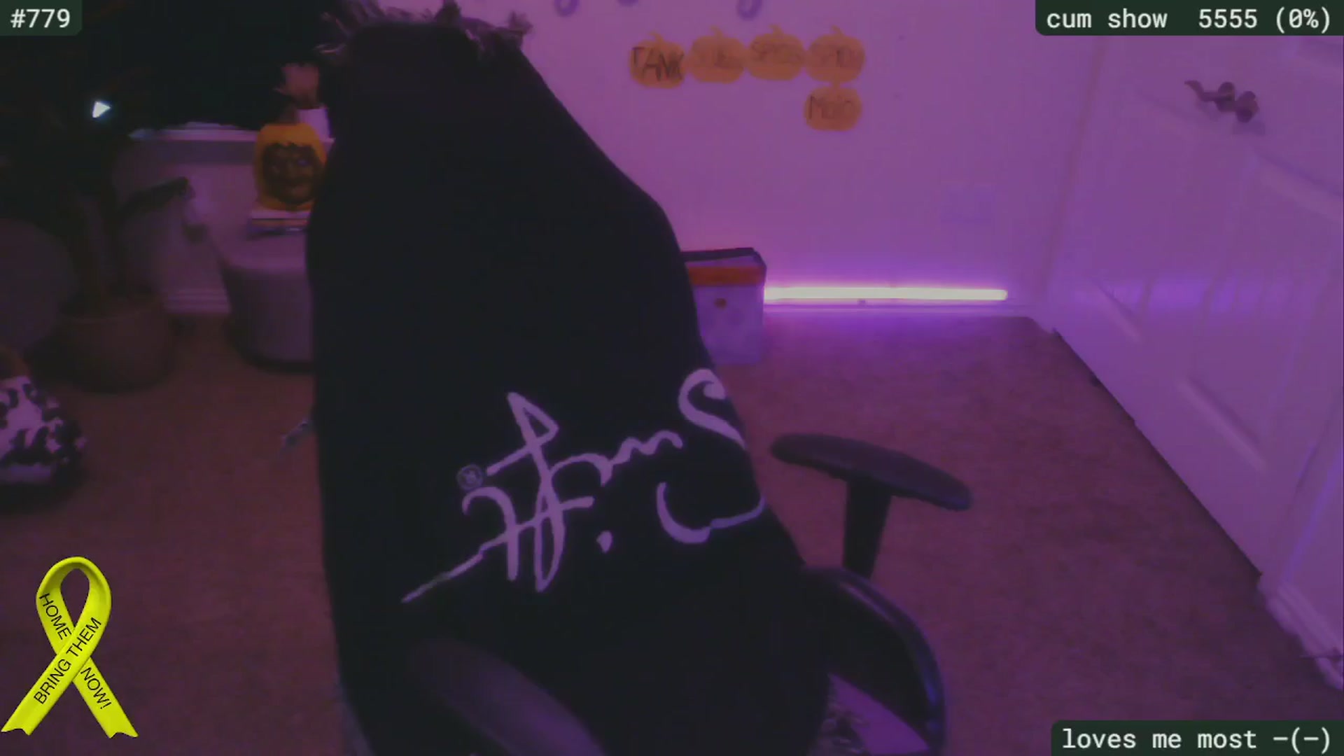 Gallery image thumbnail from SassySarah94's myfreecams stream on, 10/23/2024, 20:36 image 1 of 20