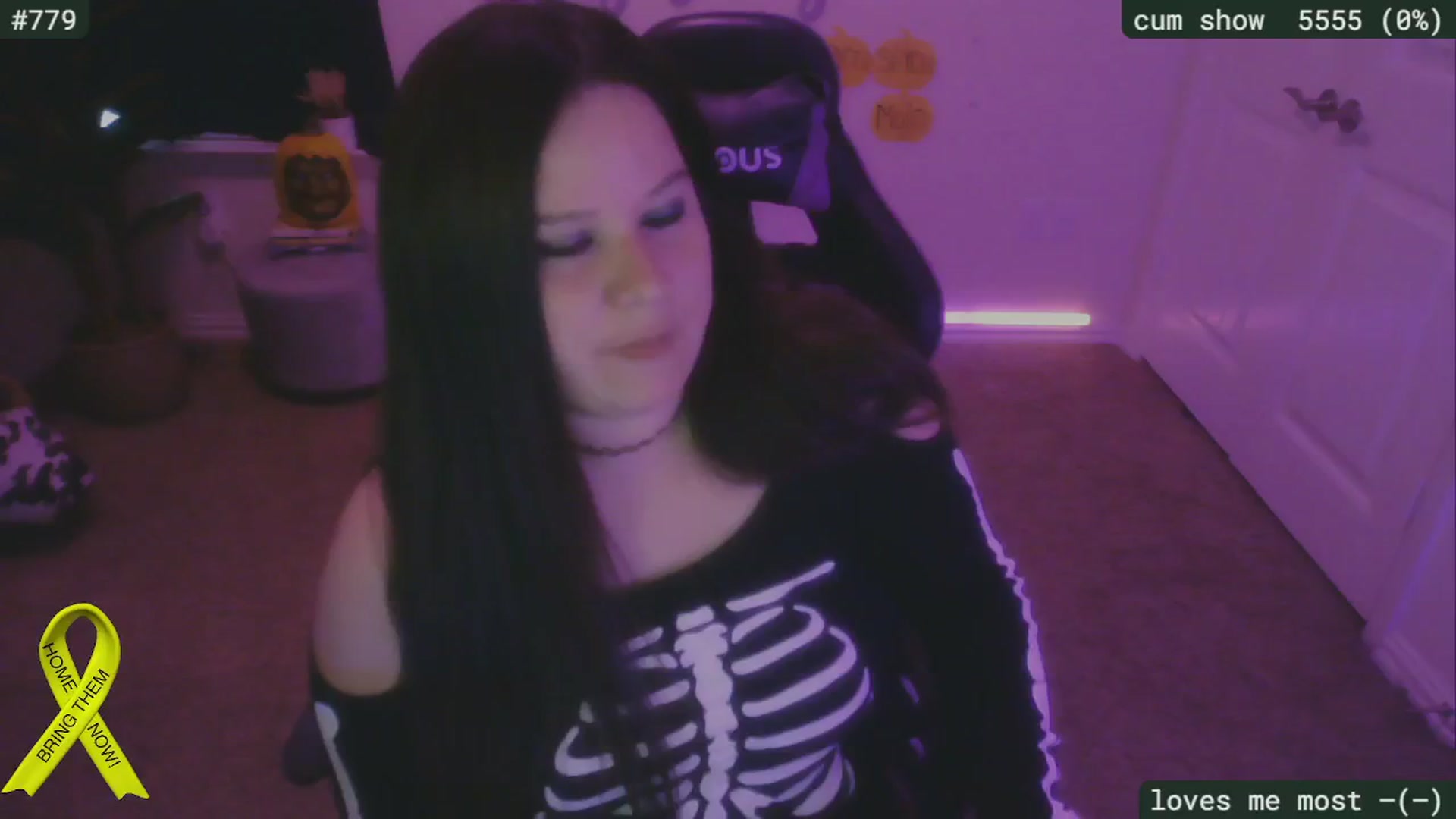 Gallery image thumbnail from SassySarah94's myfreecams stream on, 10/23/2024, 20:36 image 8 of 20