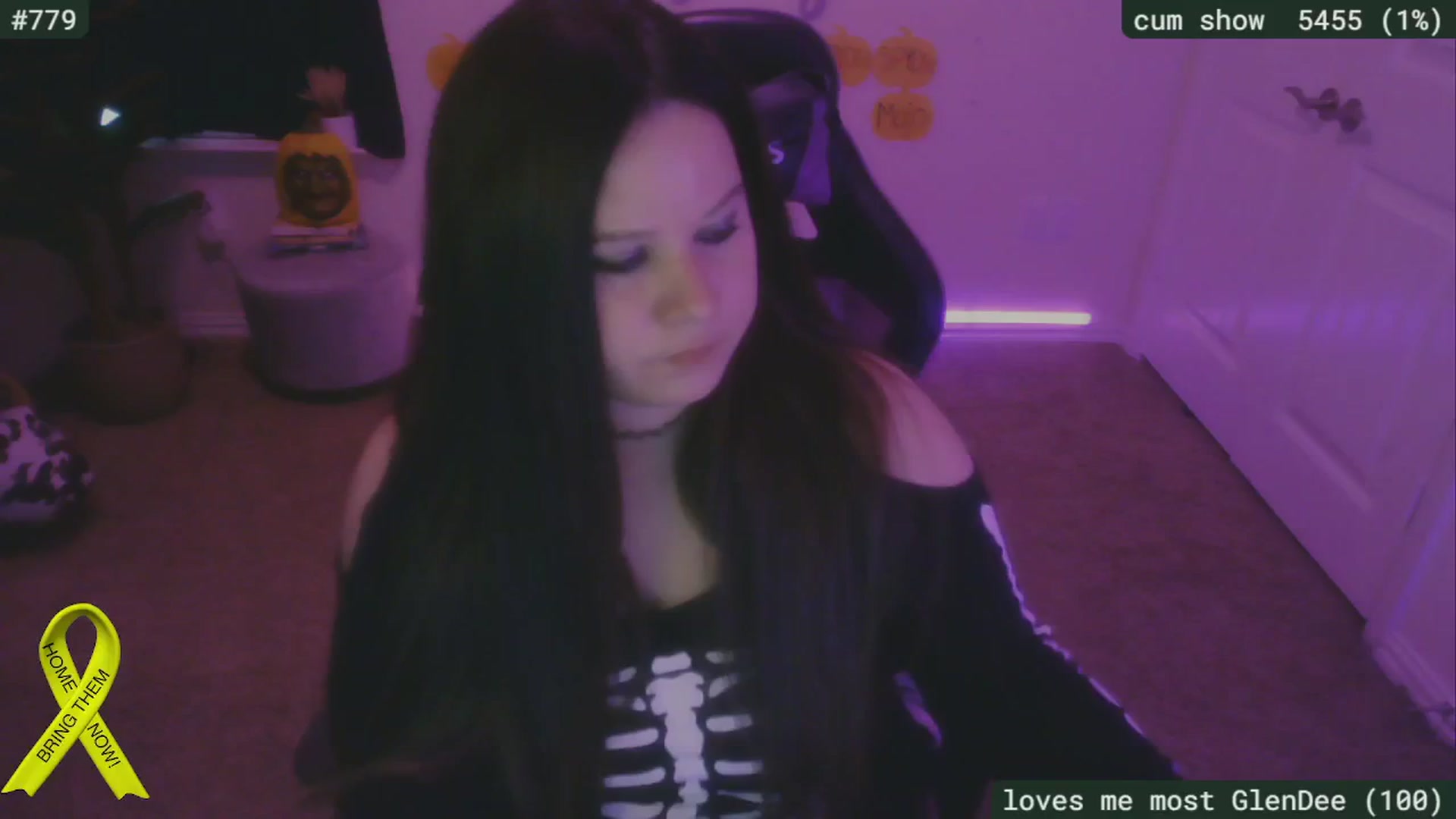 Gallery image thumbnail from SassySarah94's myfreecams stream on, 10/23/2024, 20:36 image 11 of 20