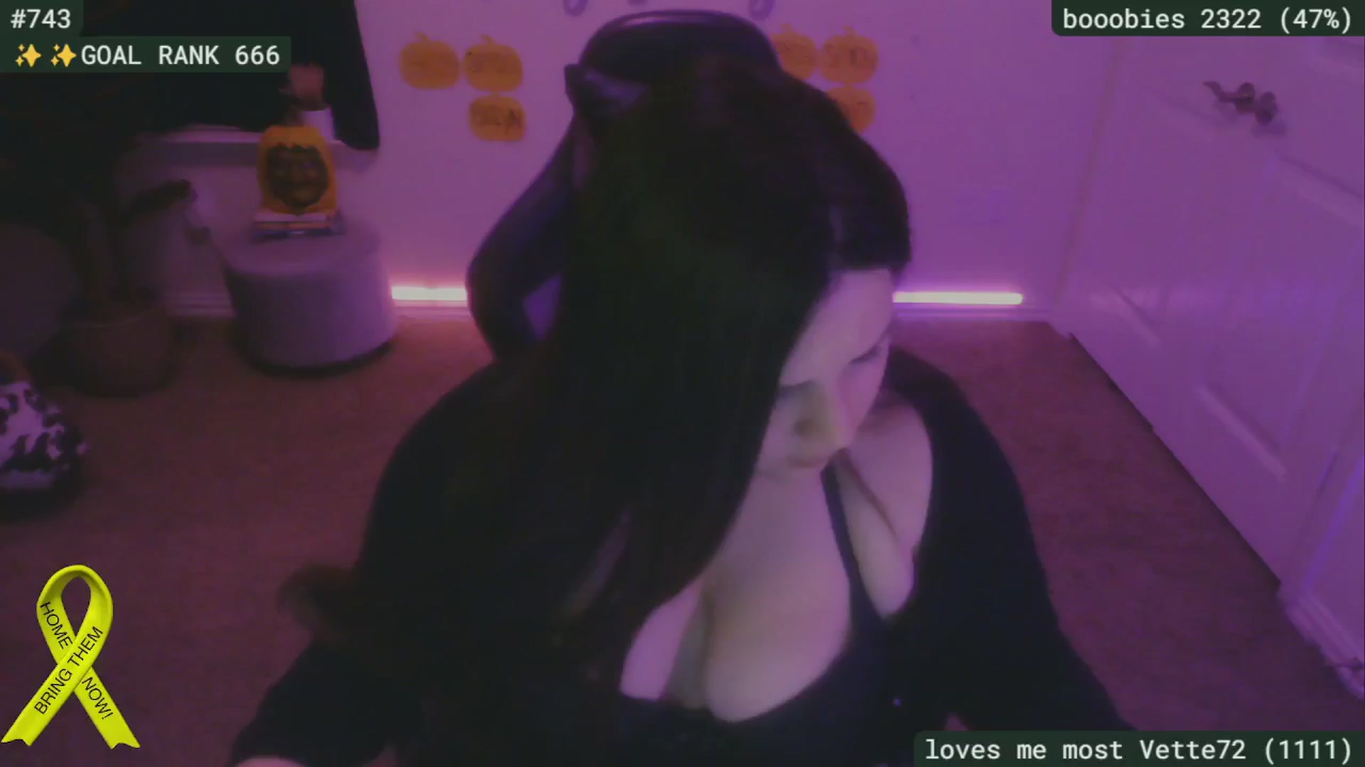 Gallery image thumbnail from SassySarah94's myfreecams stream on, 10/24/2024, 02:38 image 1 of 20
