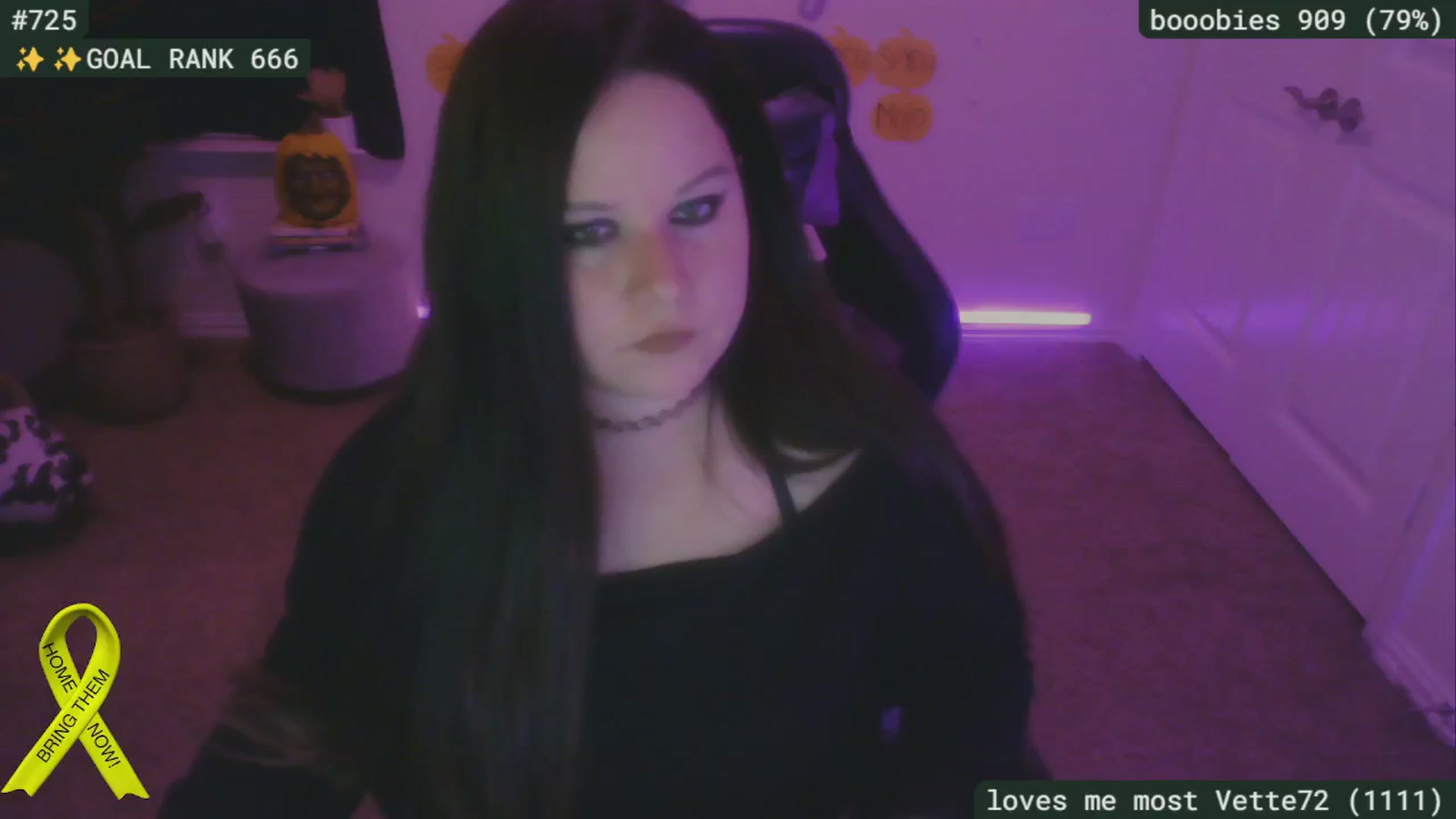 Gallery image thumbnail from SassySarah94's myfreecams stream on, 10/24/2024, 02:38 image 7 of 20