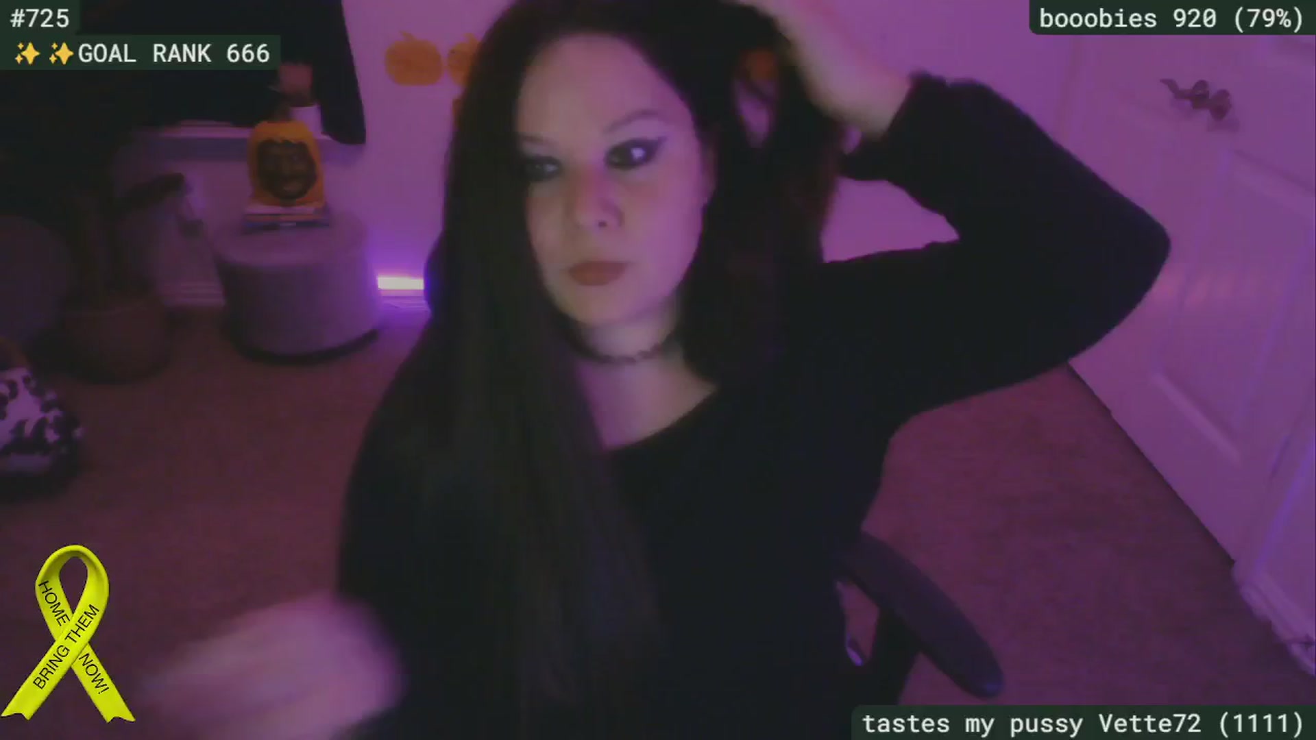 Gallery image thumbnail from SassySarah94's myfreecams stream on, 10/24/2024, 02:38 image 5 of 20