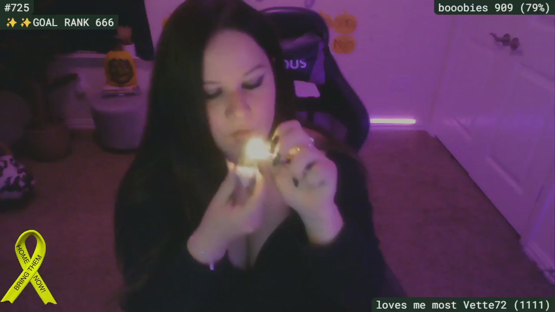 Gallery image thumbnail from SassySarah94's myfreecams stream on, 10/24/2024, 02:38 image 6 of 20