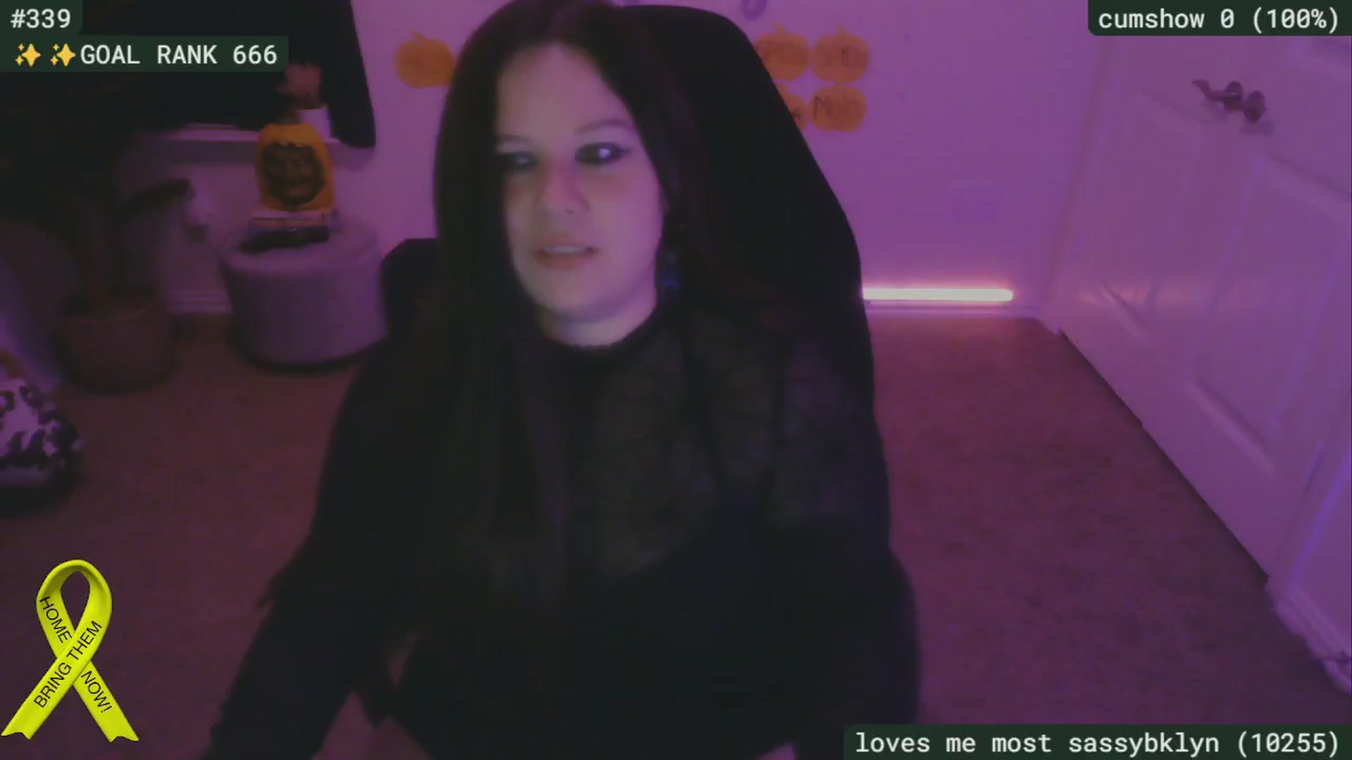 Gallery image thumbnail from SassySarah94's myfreecams stream on, 10/27/2024, 02:31 image 12 of 20