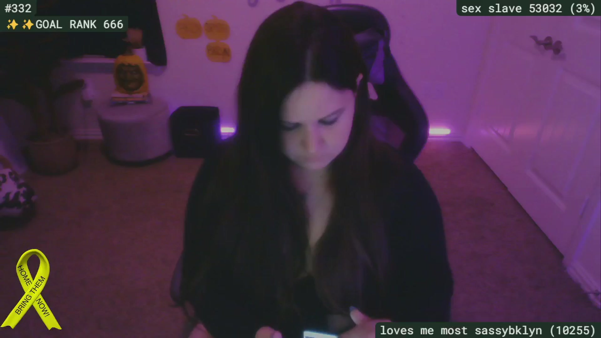 Gallery image thumbnail from SassySarah94's myfreecams stream on, 10/27/2024, 04:05 image 14 of 20