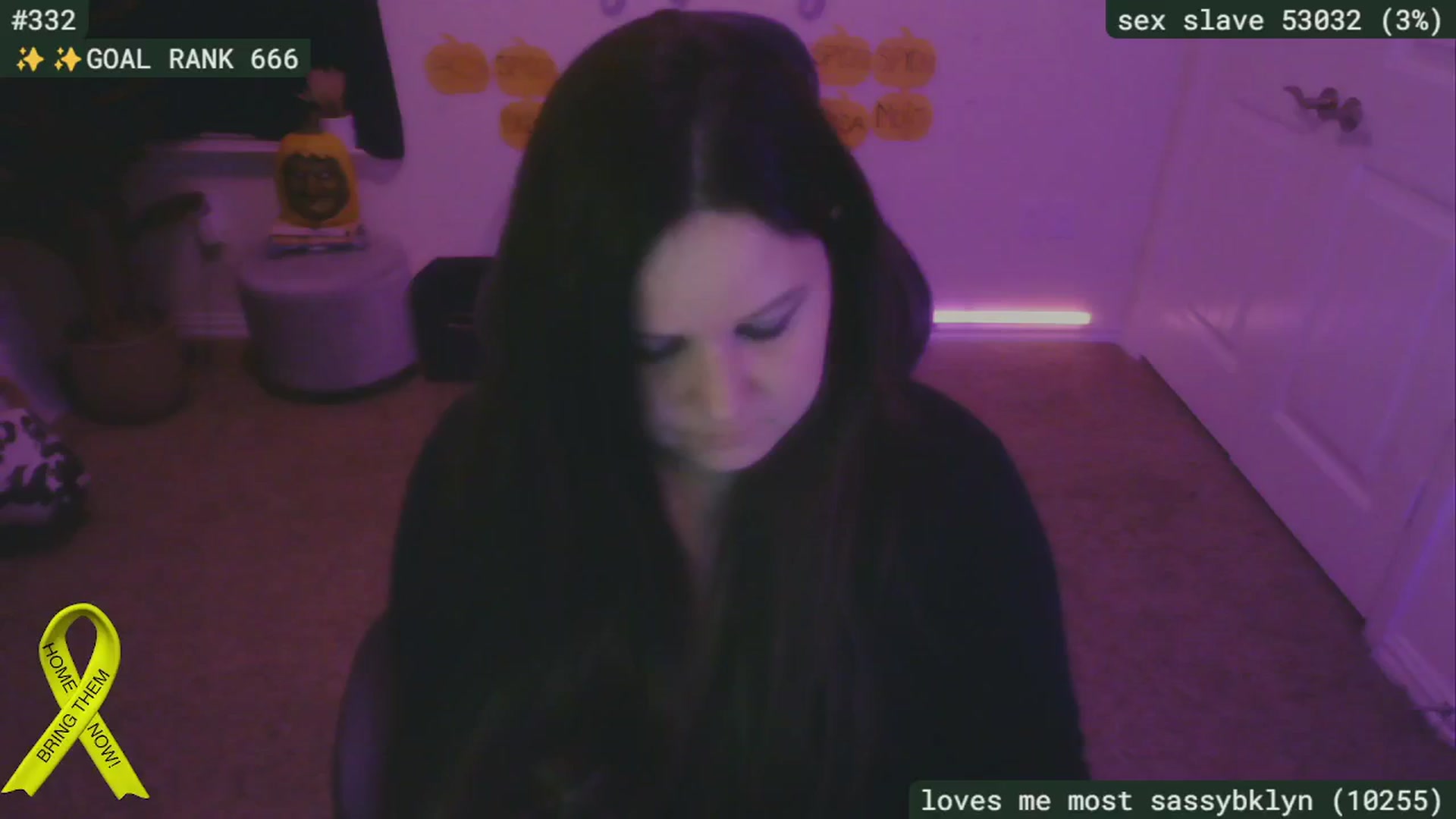 Gallery image thumbnail from SassySarah94's myfreecams stream on, 10/27/2024, 04:05 image 15 of 20