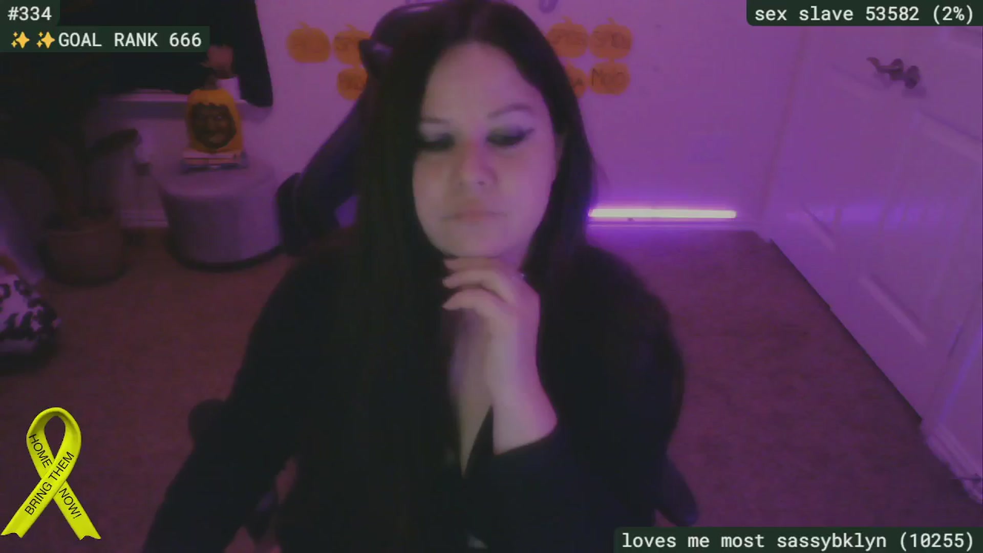 Gallery image thumbnail from SassySarah94's myfreecams stream on, 10/27/2024, 04:05 image 5 of 20