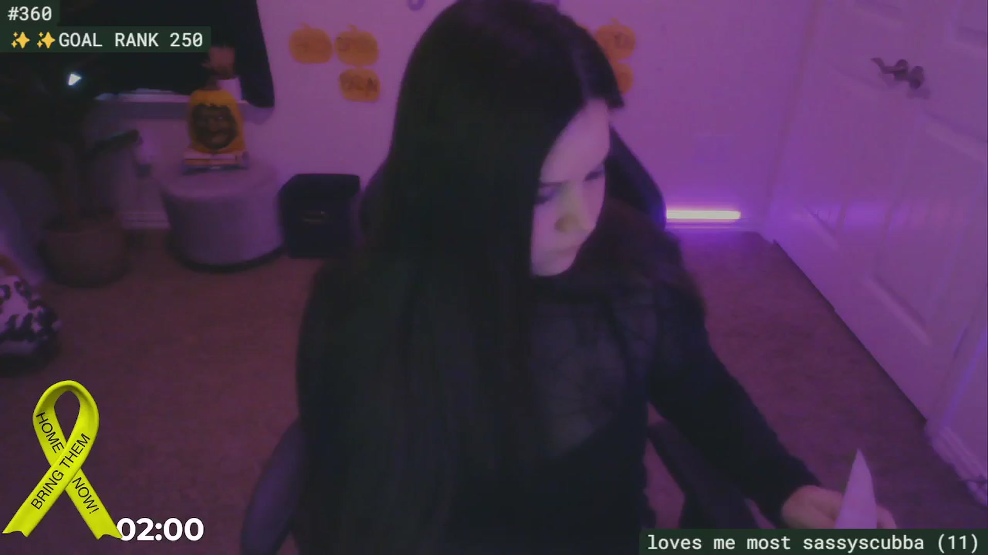Gallery image thumbnail from SassySarah94's myfreecams stream on, 10/28/2024, 20:30 image 12 of 20