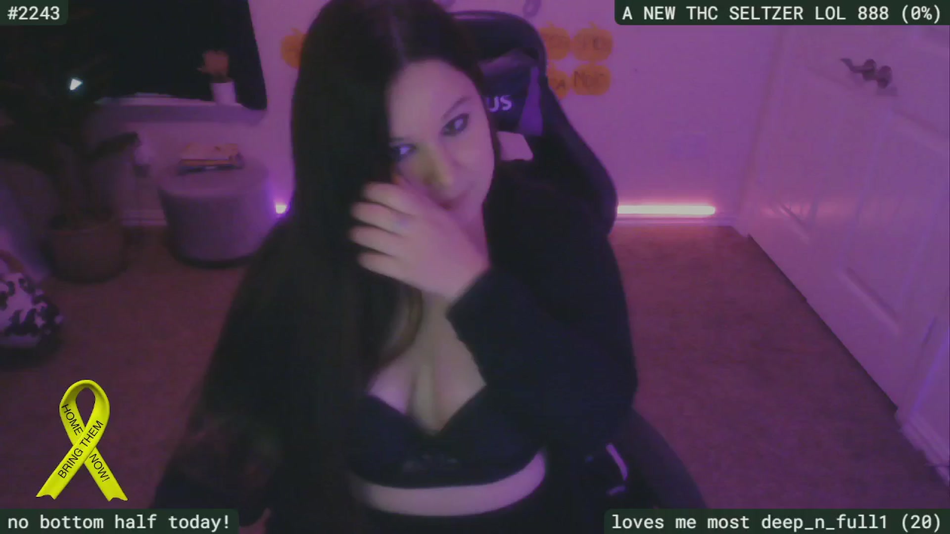 Gallery image thumbnail from SassySarah94's myfreecams stream on, 11/01/2024, 20:00 image 15 of 20