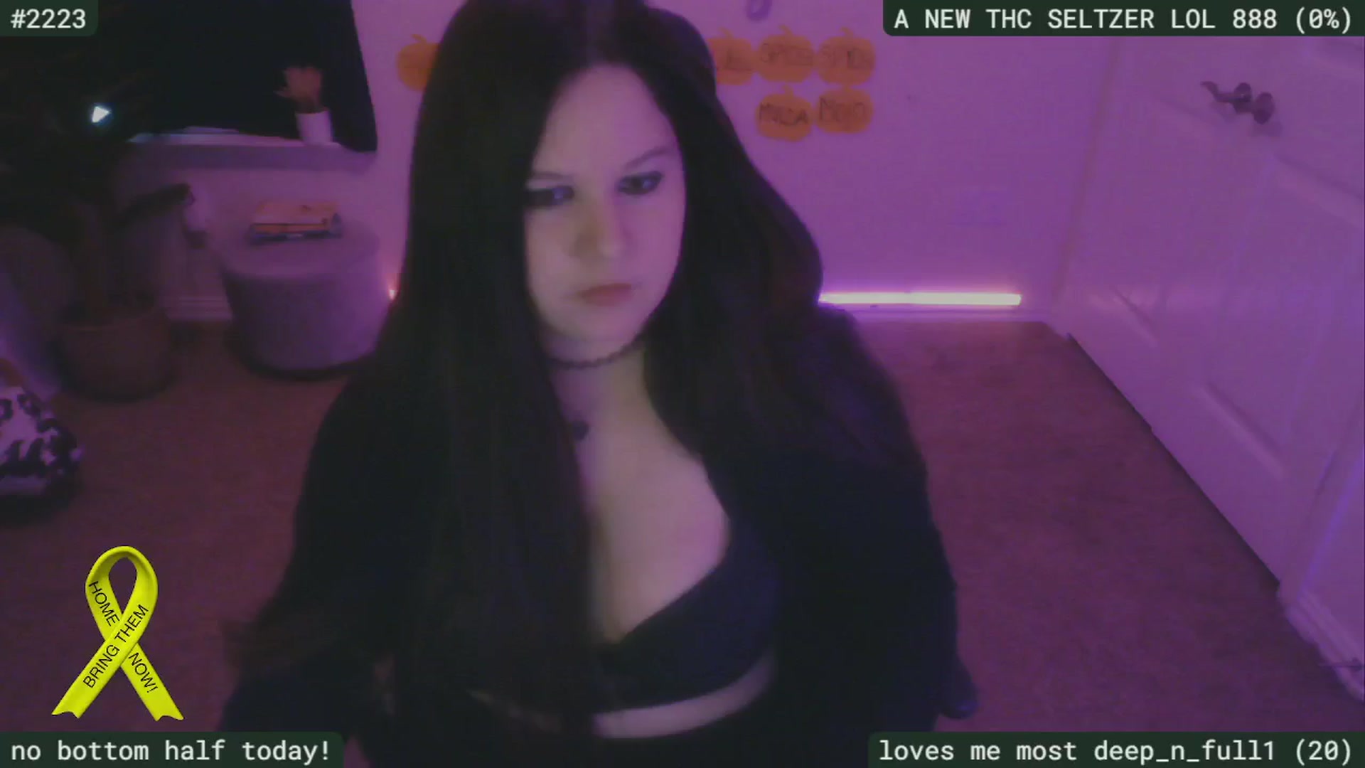 Gallery image thumbnail from SassySarah94's myfreecams stream on, 11/01/2024, 20:00 image 6 of 20