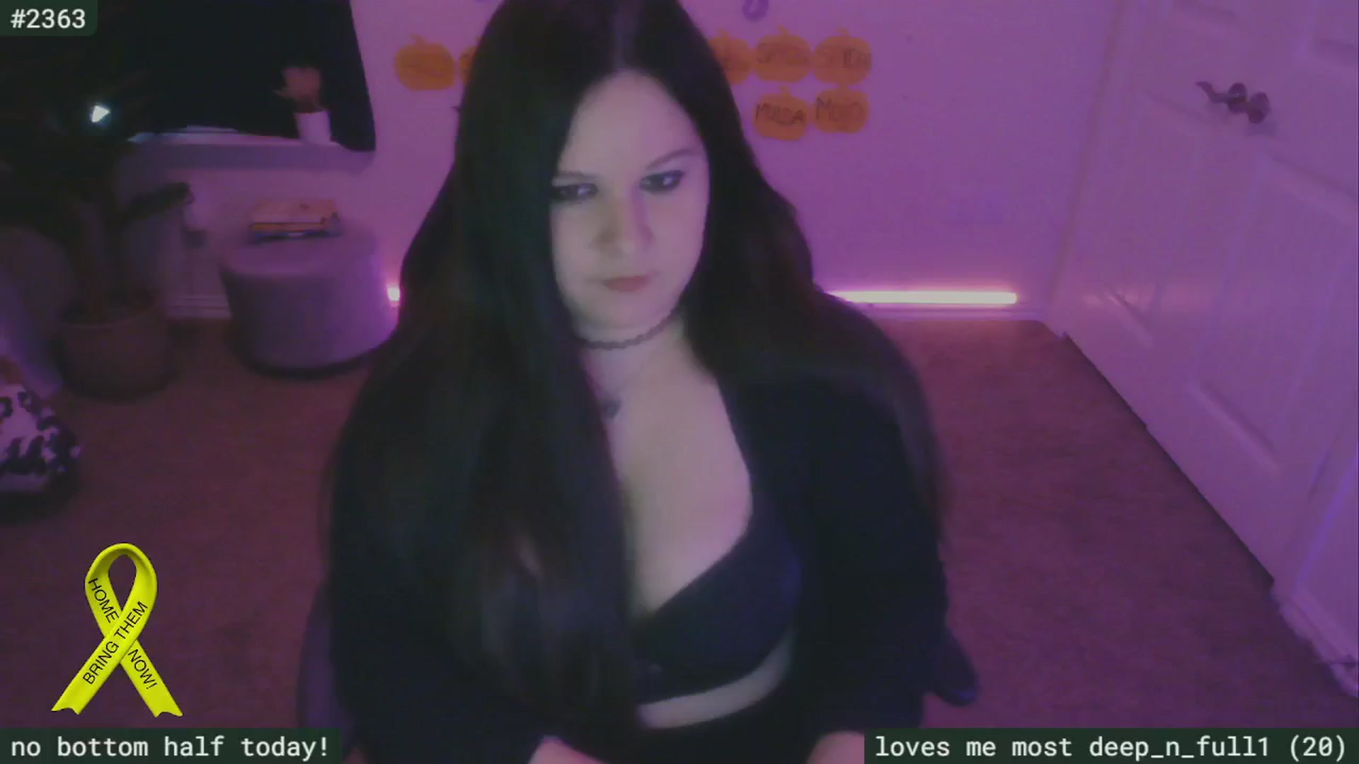 Gallery image thumbnail from SassySarah94's myfreecams stream on, 11/01/2024, 20:00 image 2 of 20