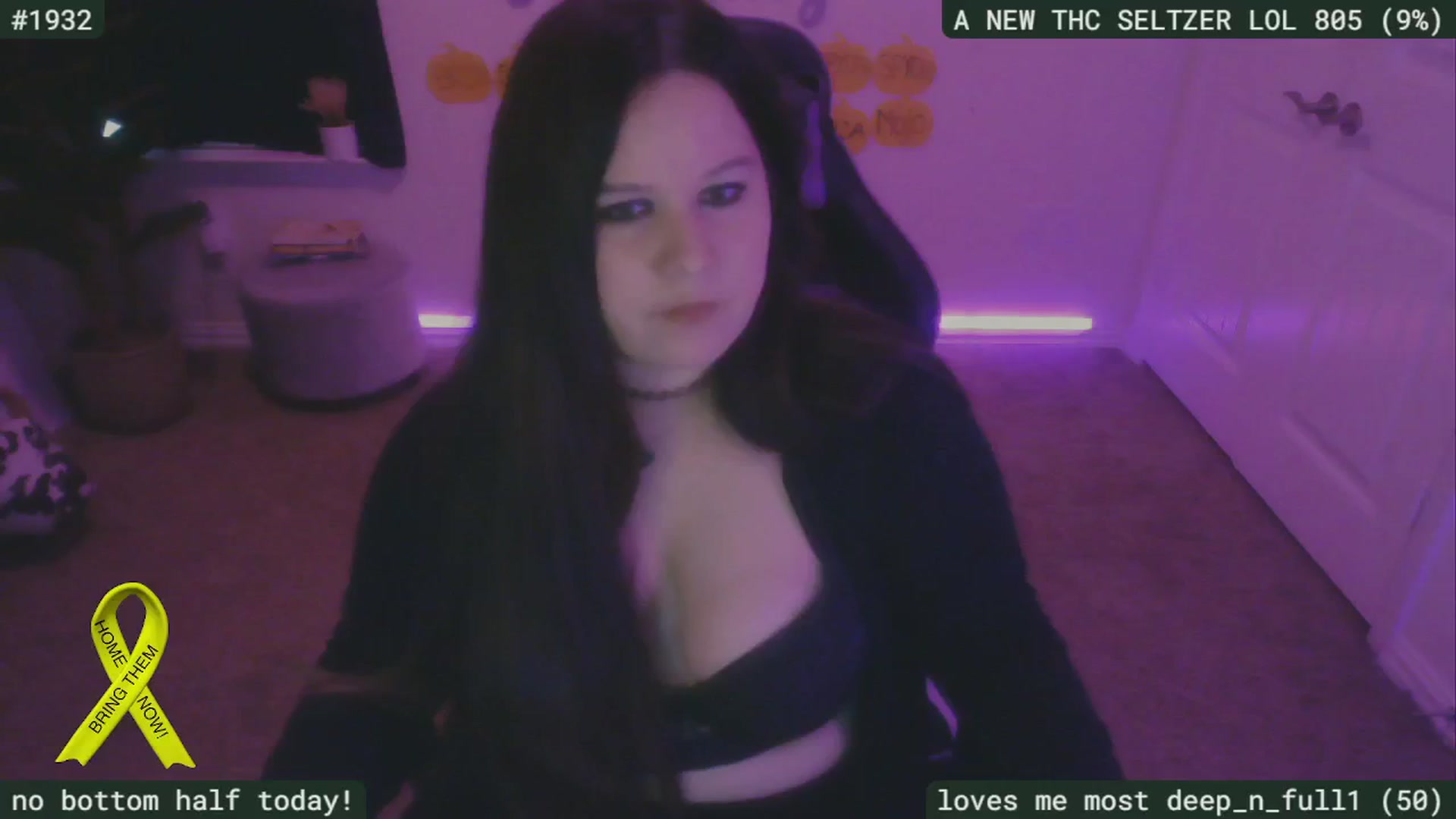 Gallery image thumbnail from SassySarah94's myfreecams stream on, 11/01/2024, 20:00 image 20 of 20