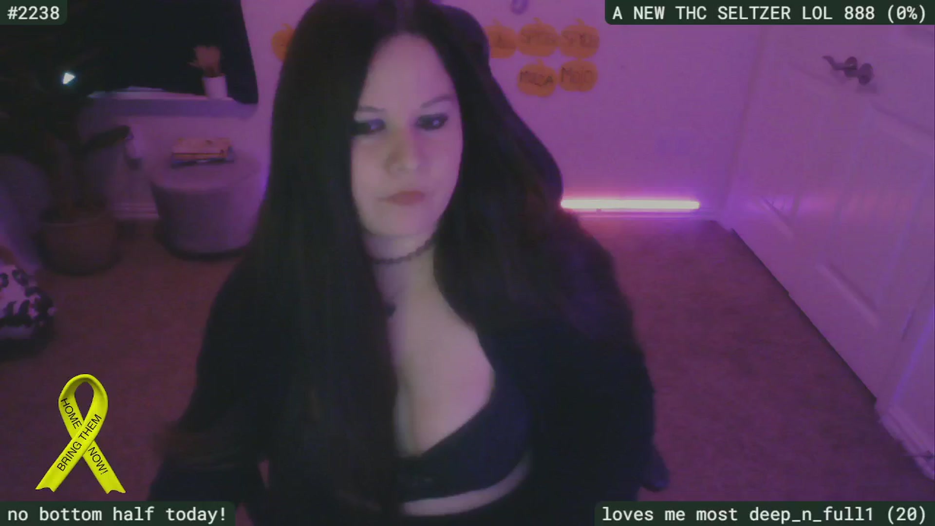 Gallery image thumbnail from SassySarah94's myfreecams stream on, 11/01/2024, 20:00 image 7 of 20