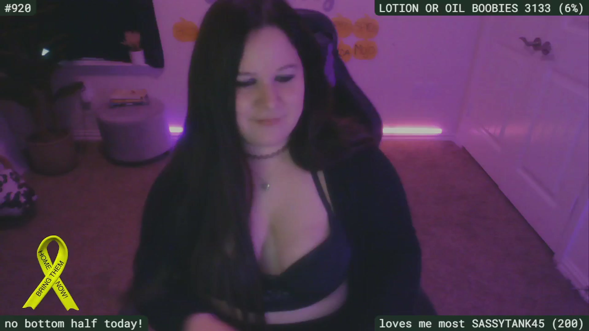 Gallery image thumbnail from SassySarah94's myfreecams stream on, 11/02/2024, 24:12 image 3 of 20