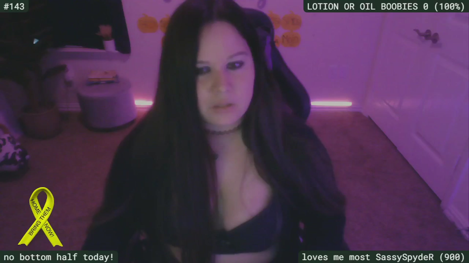 Gallery image thumbnail from SassySarah94's myfreecams stream on, 11/02/2024, 24:12 image 15 of 20