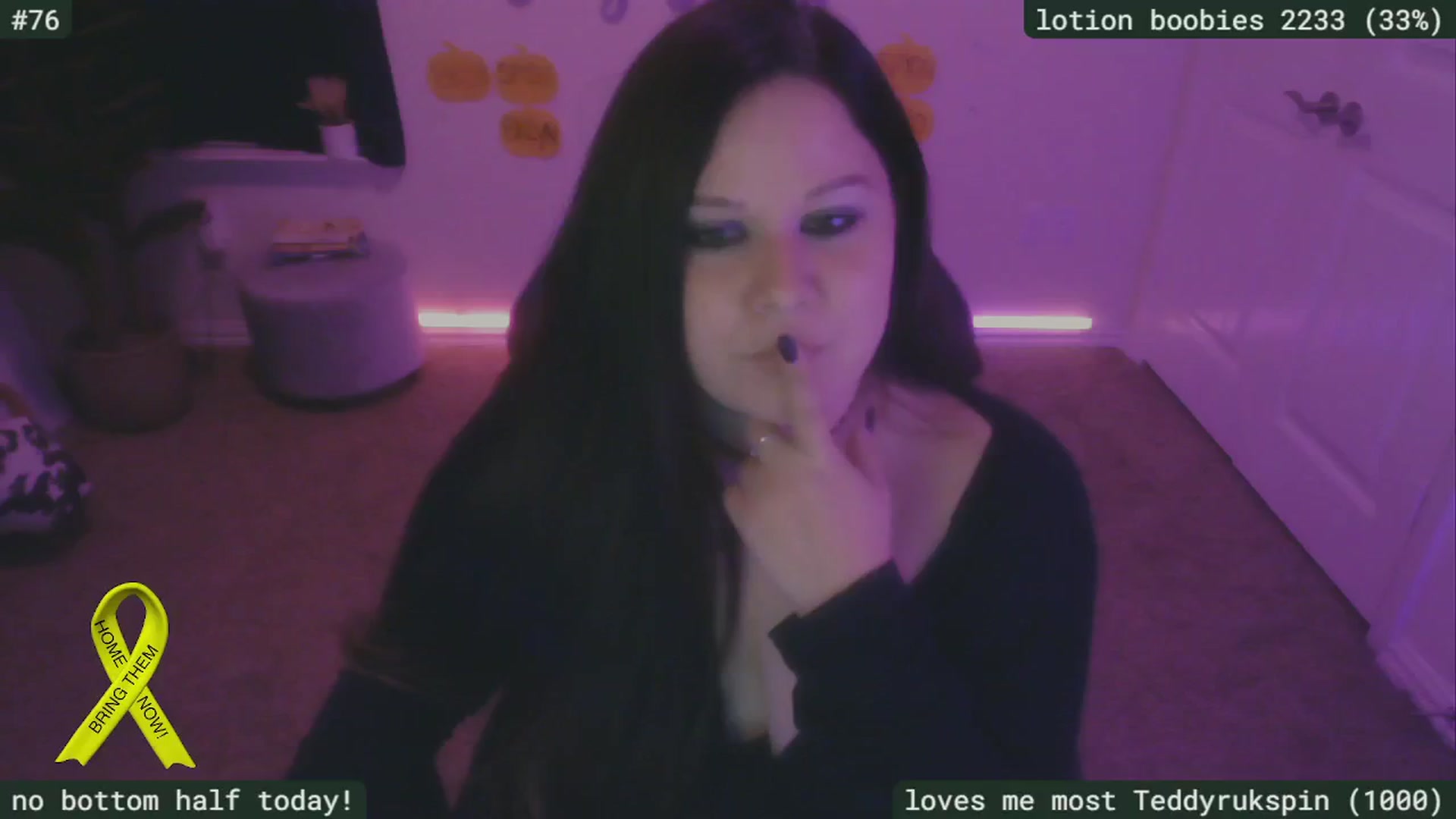 Gallery image thumbnail from SassySarah94's myfreecams stream on, 11/03/2024, 04:32 image 9 of 20