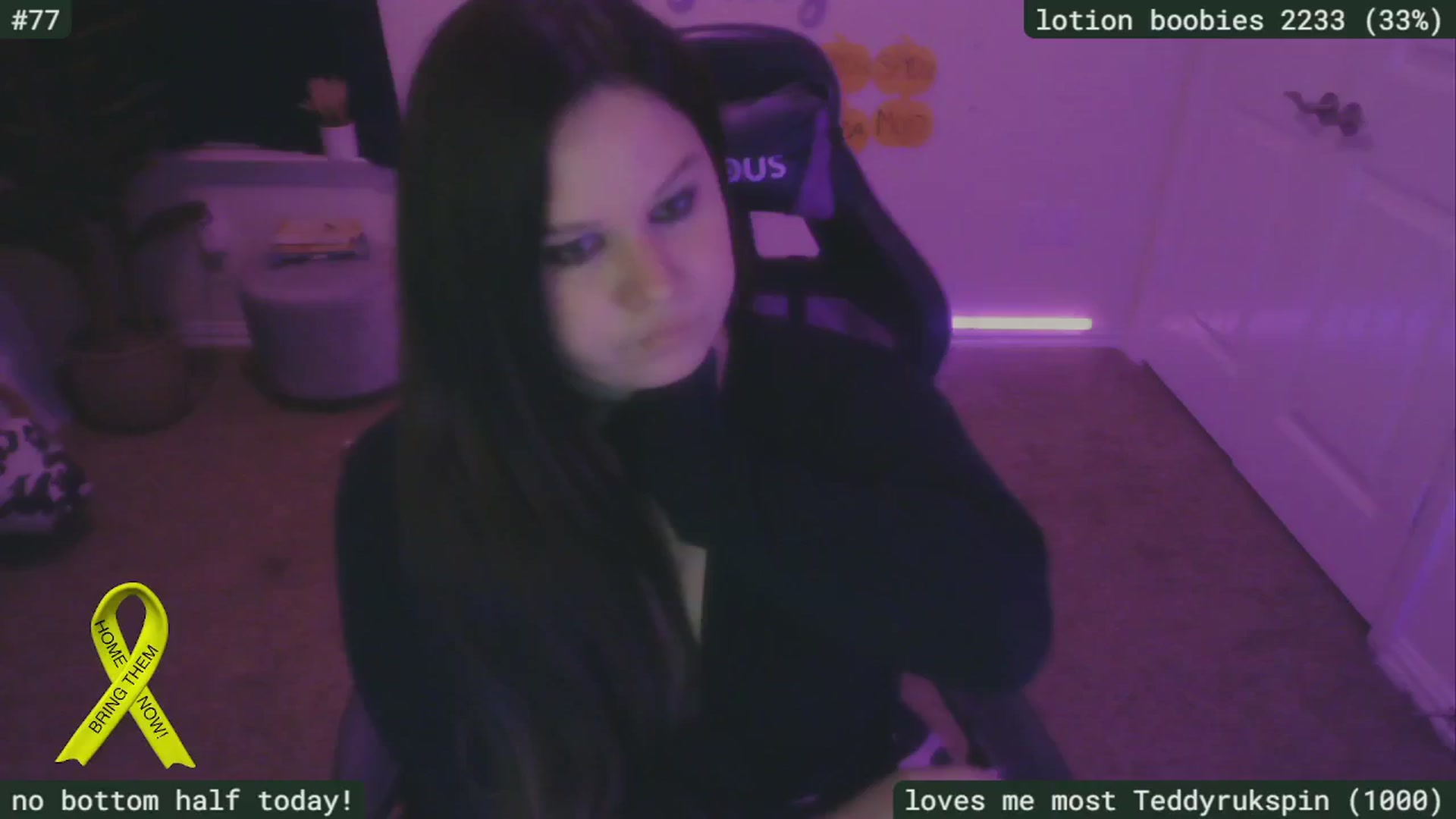Gallery image thumbnail from SassySarah94's myfreecams stream on, 11/03/2024, 04:32 image 19 of 20