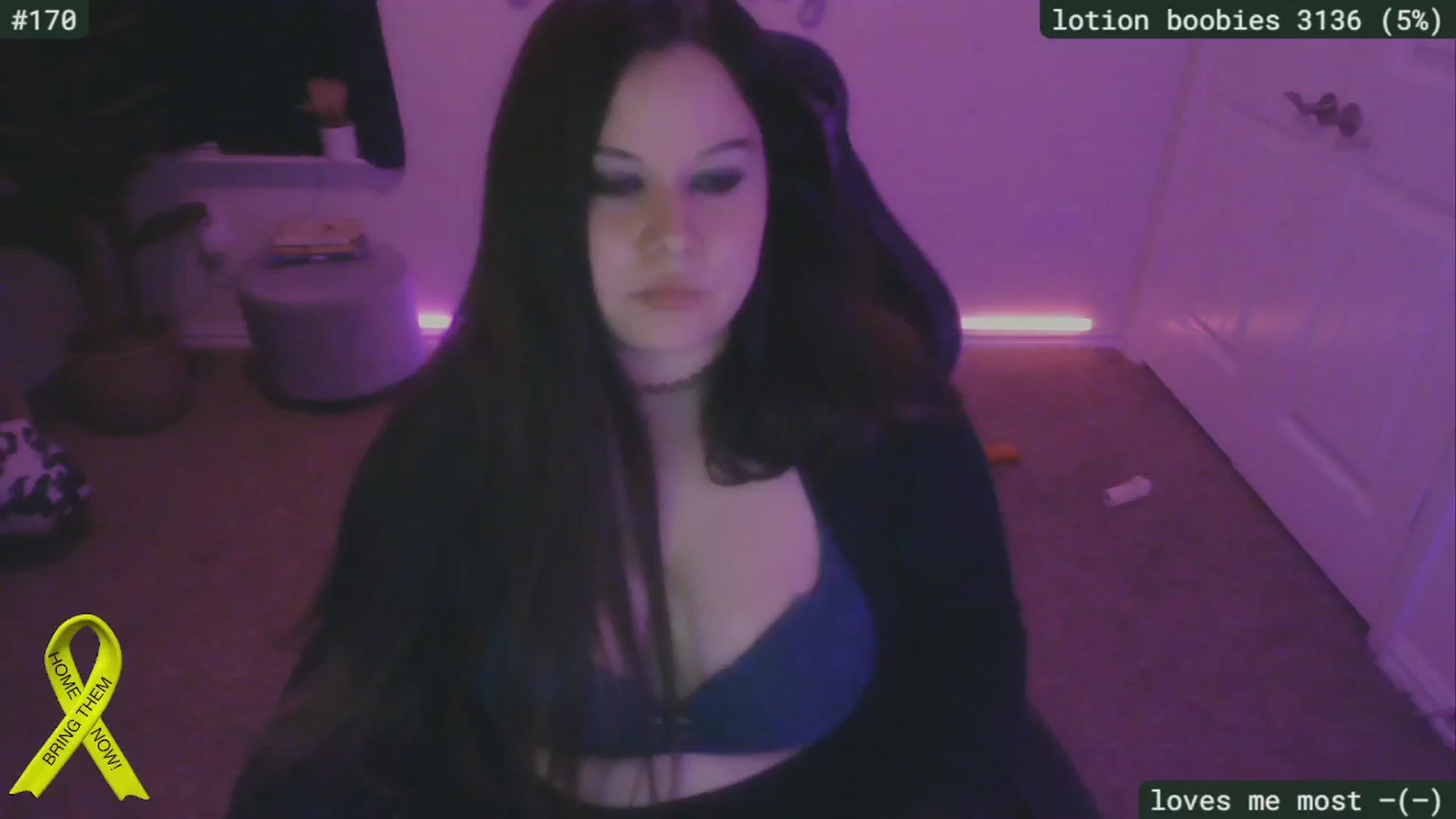 Gallery image thumbnail from SassySarah94's myfreecams stream on, 11/05/2024, 04:18 image 9 of 20