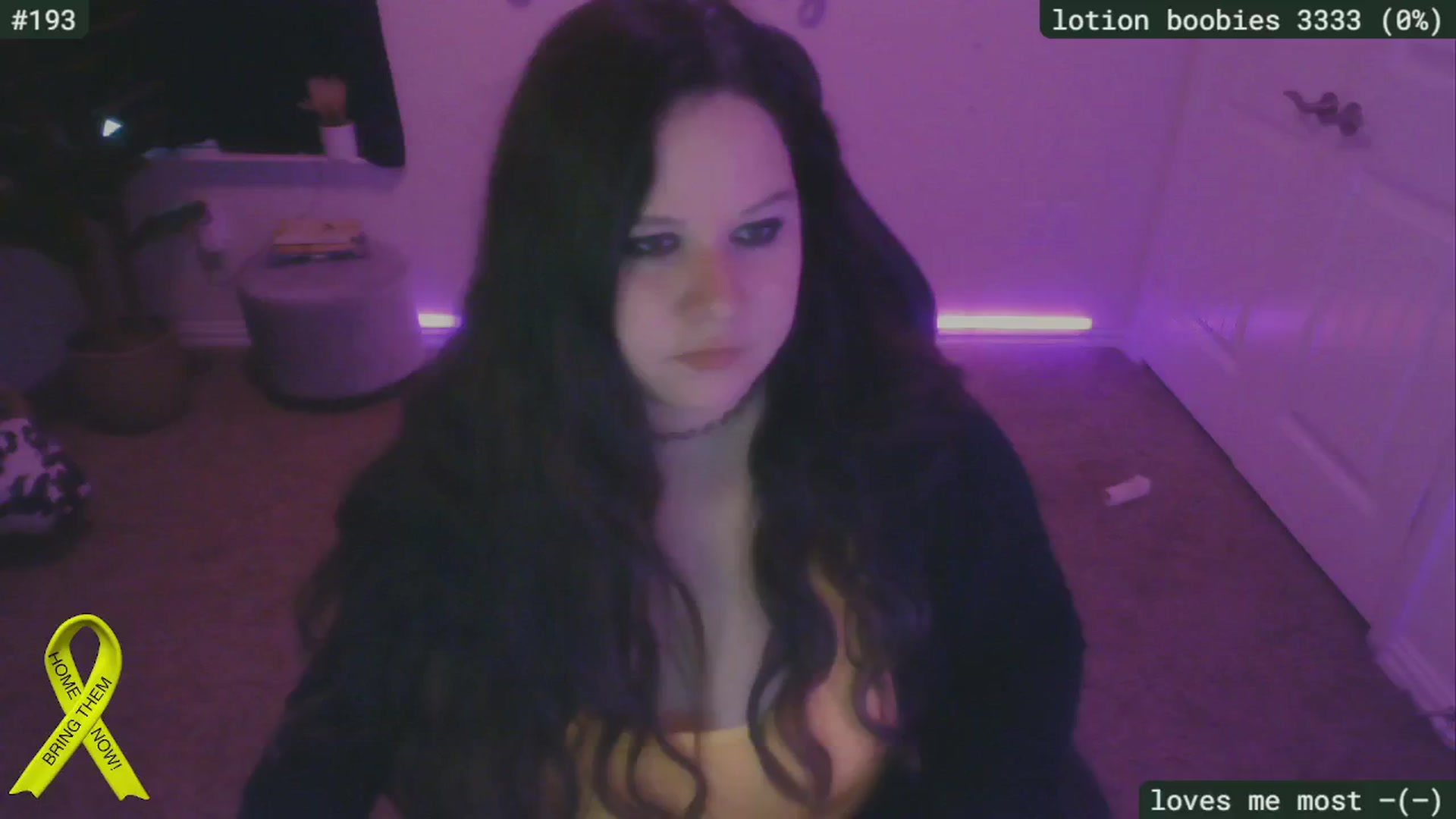 Gallery image thumbnail from SassySarah94's myfreecams stream on, 11/05/2024, 22:07 image 5 of 20