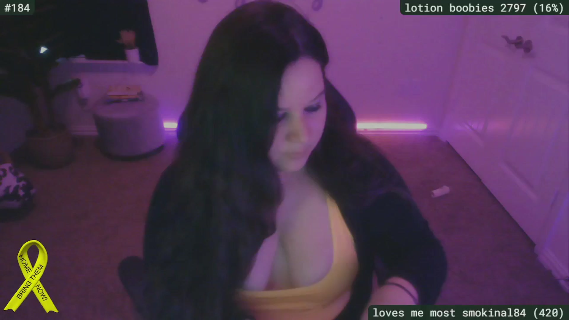 Gallery image thumbnail from SassySarah94's myfreecams stream on, 11/05/2024, 22:07 image 15 of 20