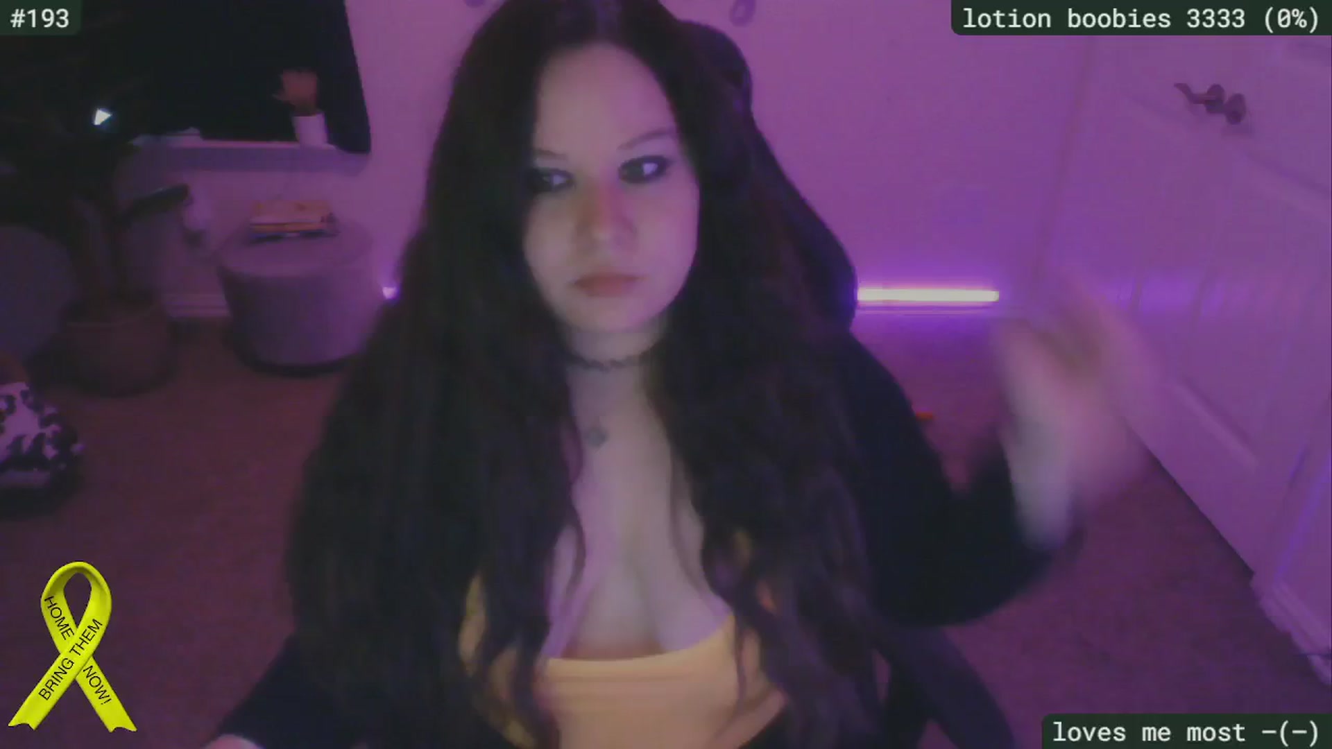 Gallery image thumbnail from SassySarah94's myfreecams stream on, 11/05/2024, 22:07 image 4 of 20