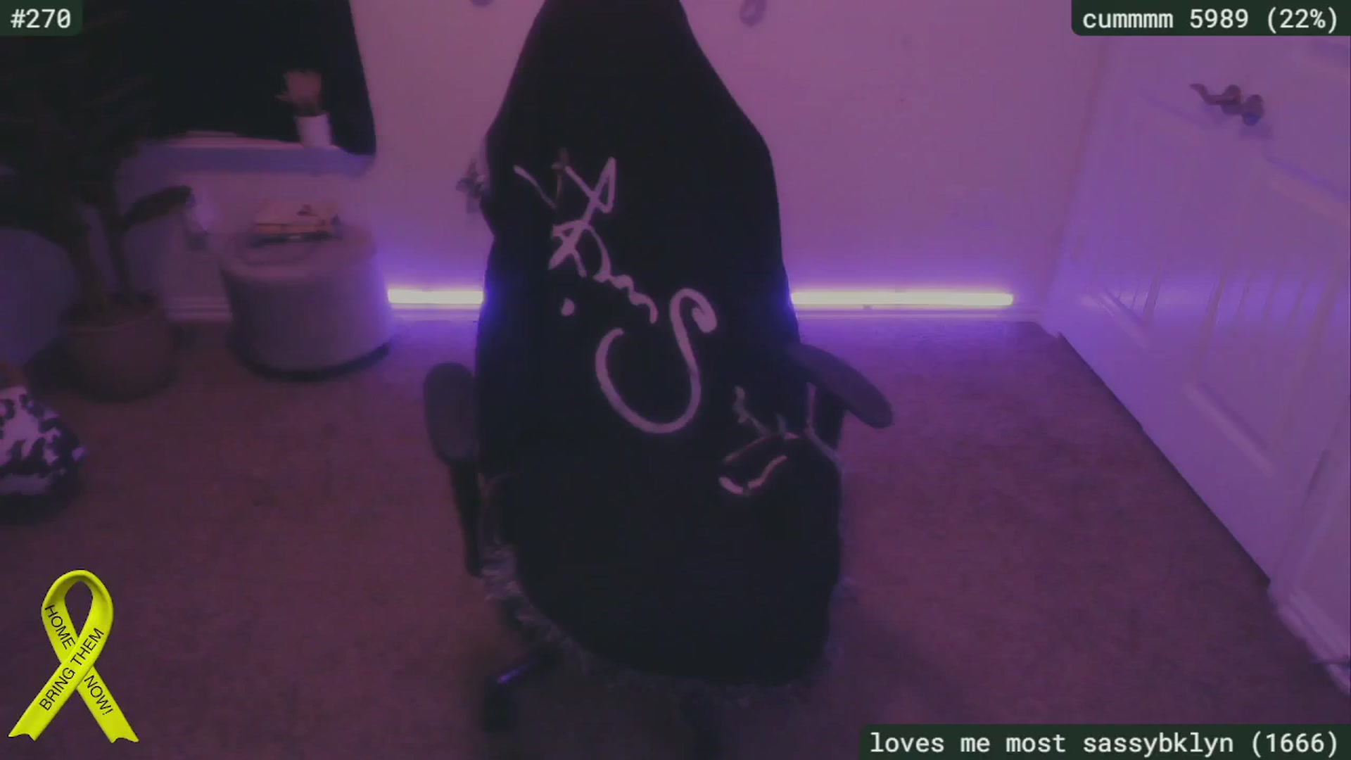 Gallery image thumbnail from SassySarah94's myfreecams stream on, 11/11/2024, 04:48 image 4 of 20
