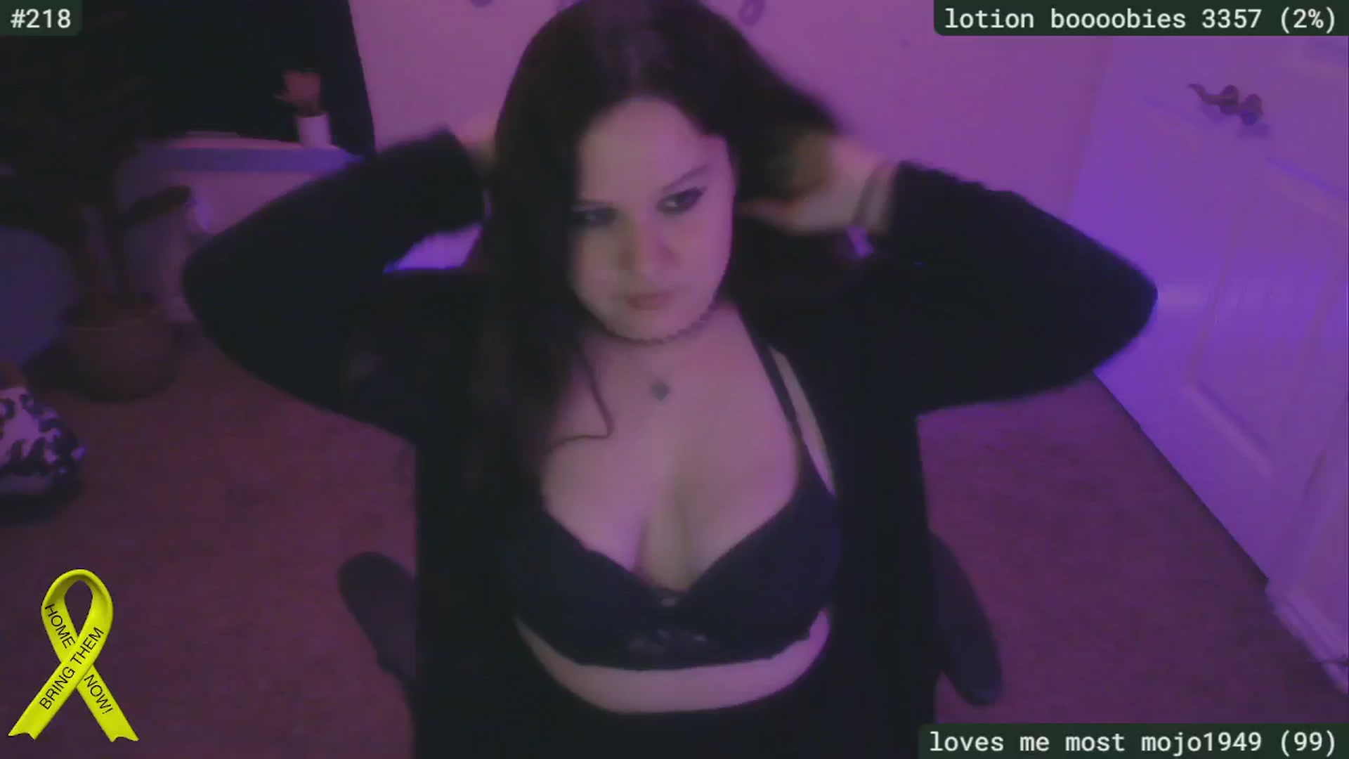 Gallery image thumbnail from SassySarah94's myfreecams stream on, 11/12/2024, 01:57 image 9 of 20