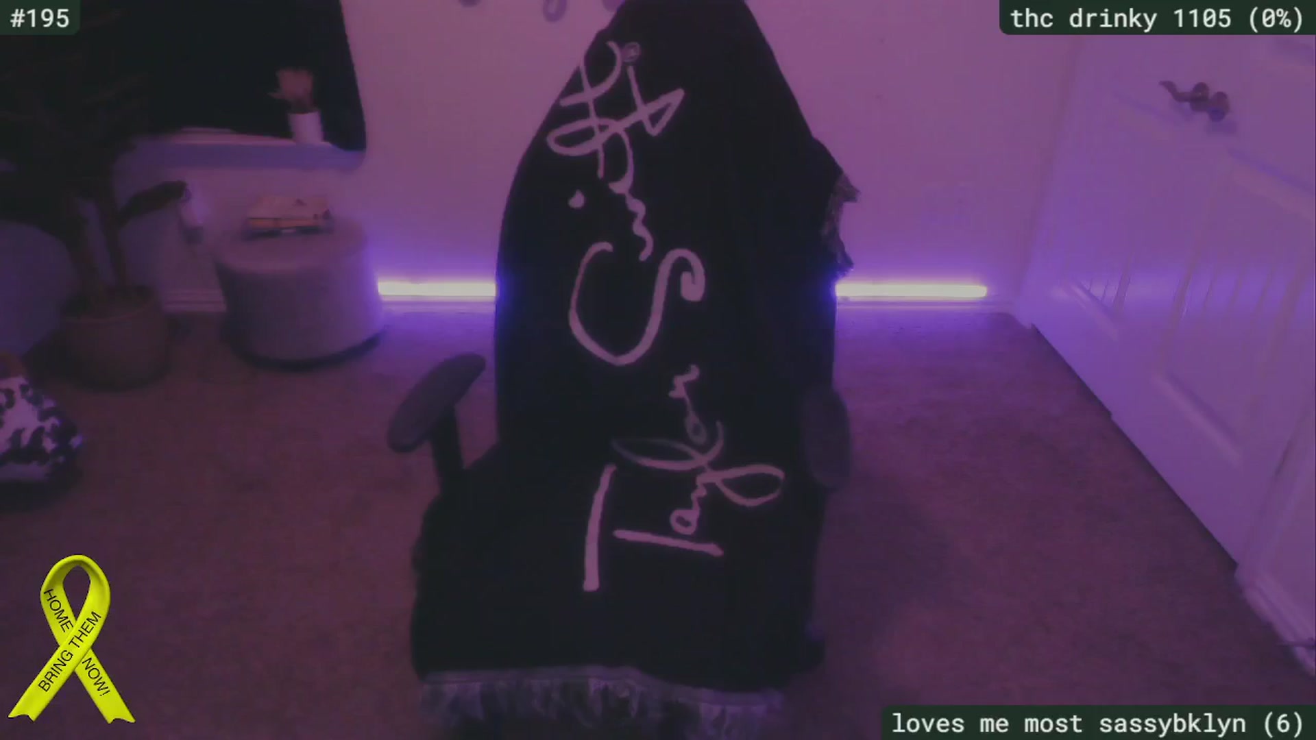 Gallery image thumbnail from SassySarah94's myfreecams stream on, 11/13/2024, 03:41 image 2 of 20