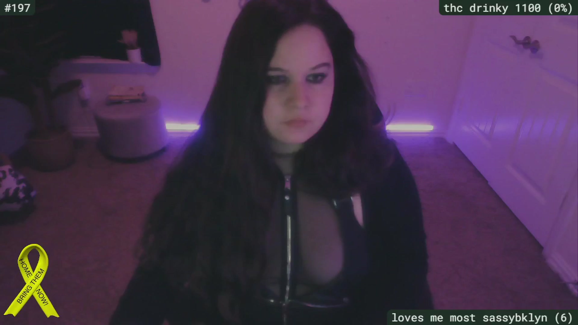 Gallery image thumbnail from SassySarah94's myfreecams stream on, 11/13/2024, 04:14 image 13 of 20