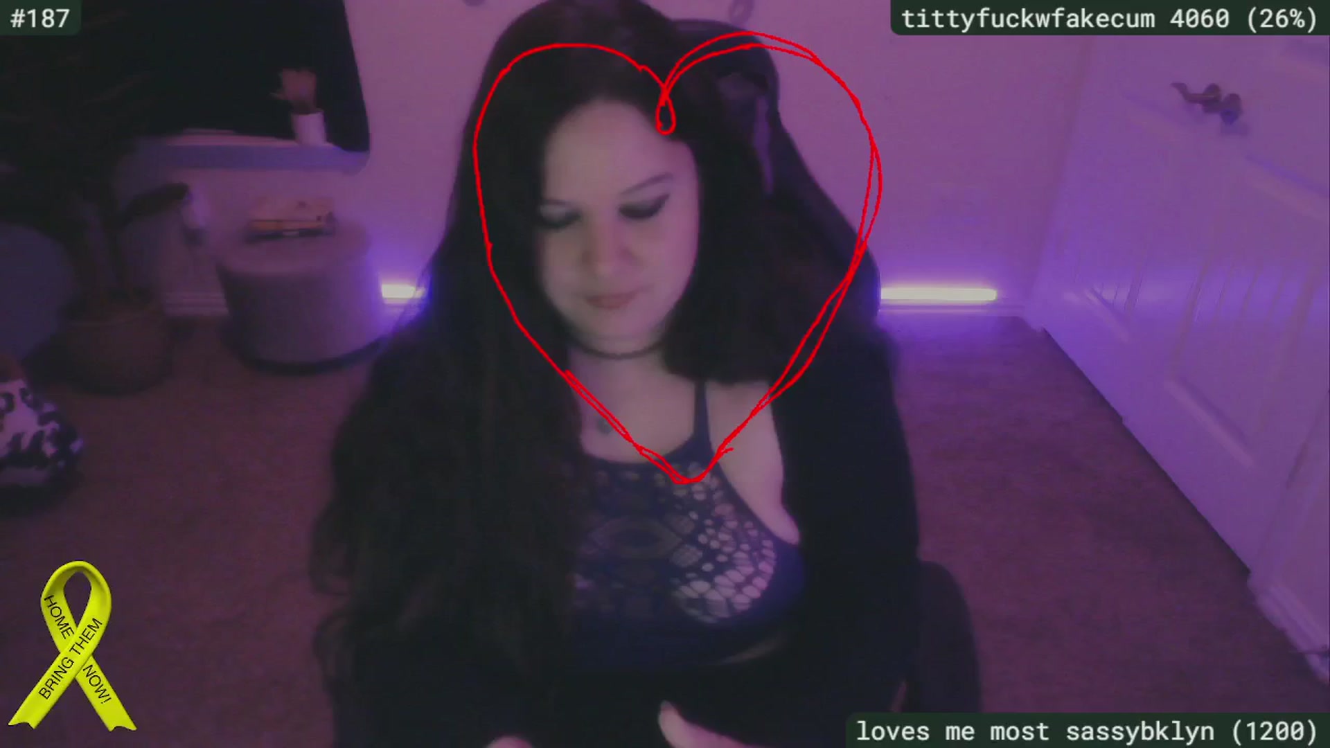 Gallery image thumbnail from SassySarah94's myfreecams stream on, 11/15/2024, 03:41 image 6 of 20