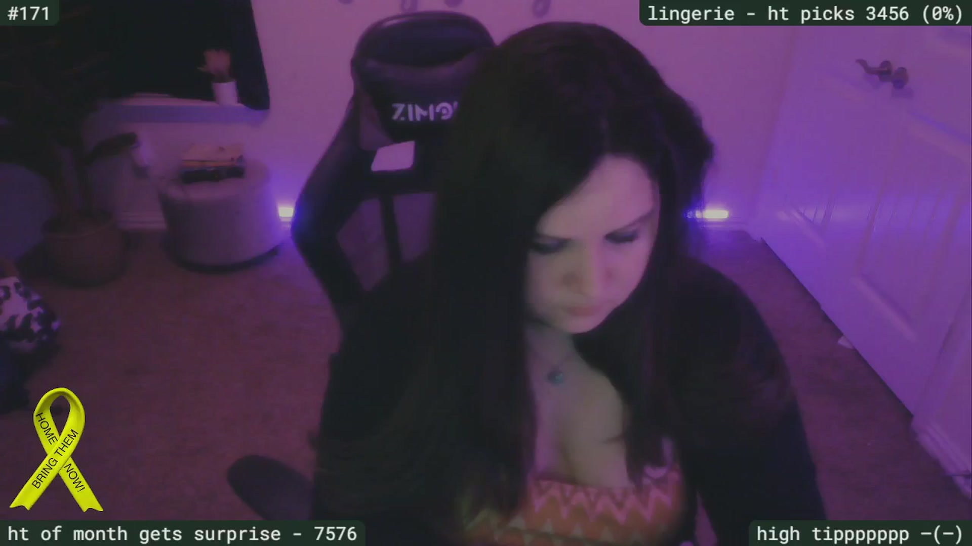 Gallery image thumbnail from SassySarah94's myfreecams stream on, 11/18/2024, 02:18 image 19 of 20