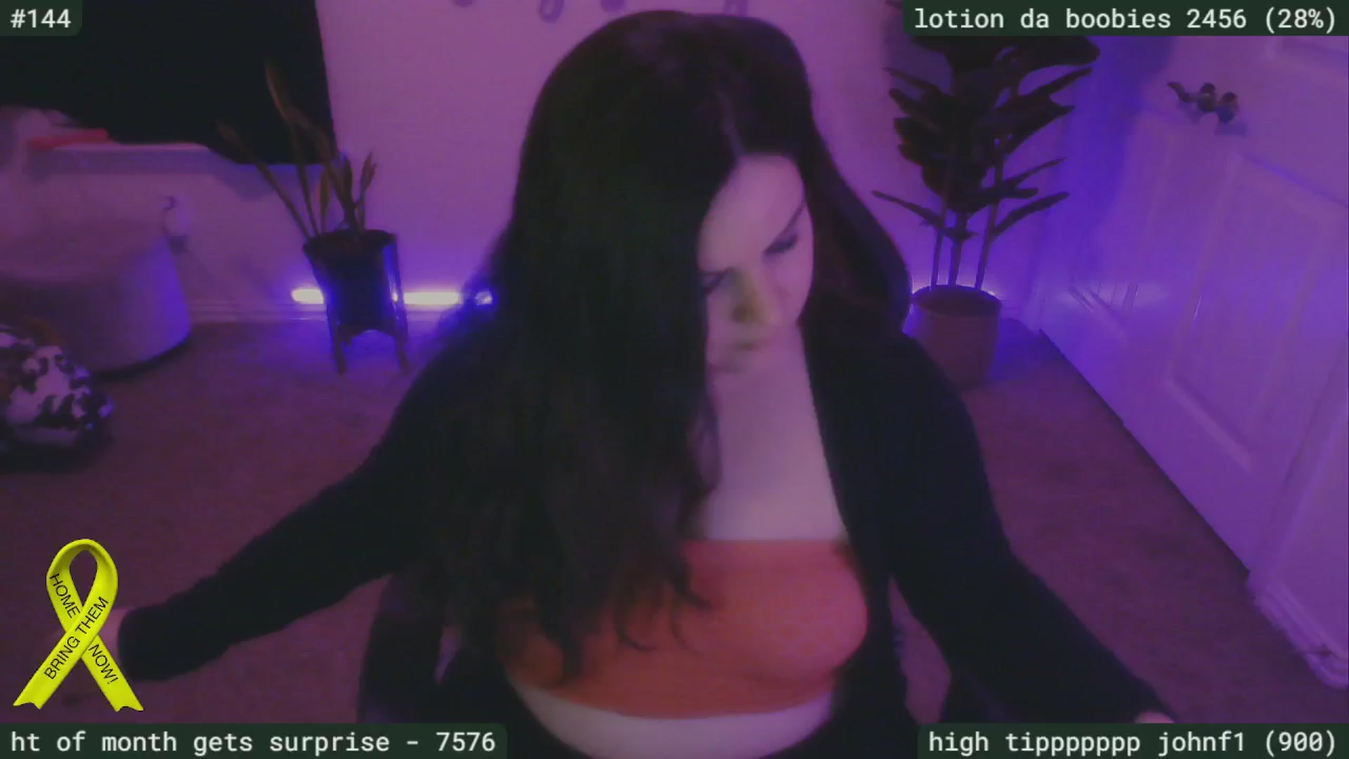 Gallery image thumbnail from SassySarah94's myfreecams stream on, 11/21/2024, 04:05 image 3 of 20