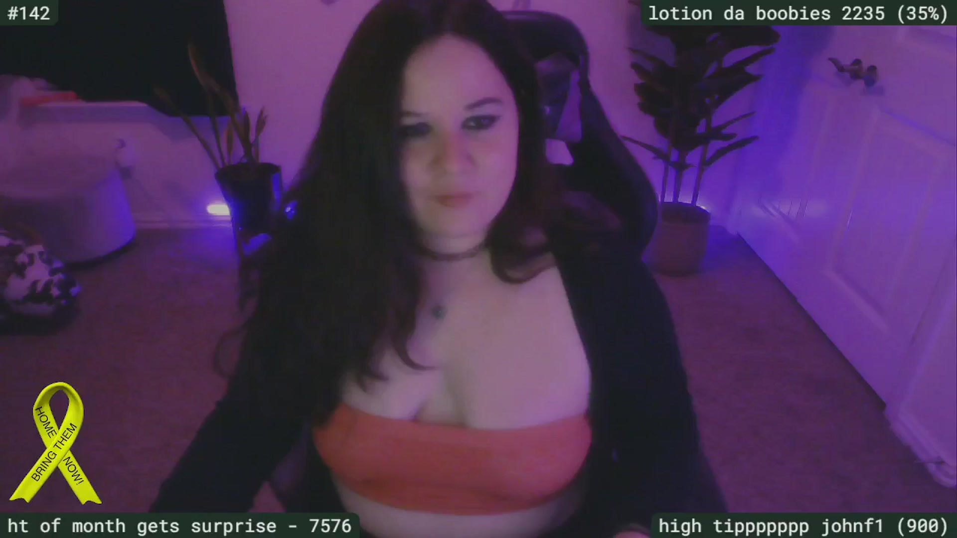 Gallery image thumbnail from SassySarah94's myfreecams stream on, 11/21/2024, 04:05 image 4 of 20