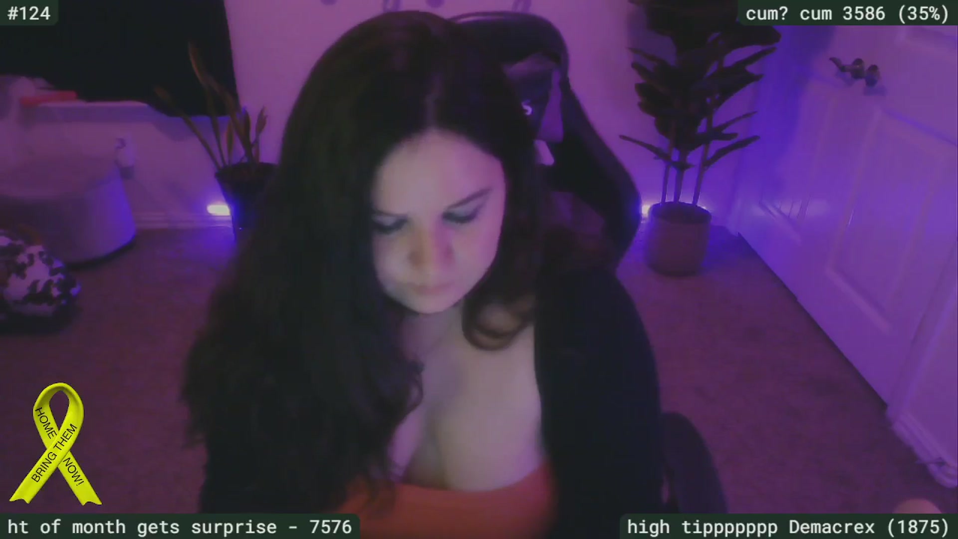 Gallery image thumbnail from SassySarah94's myfreecams stream on, 11/21/2024, 04:05 image 14 of 20