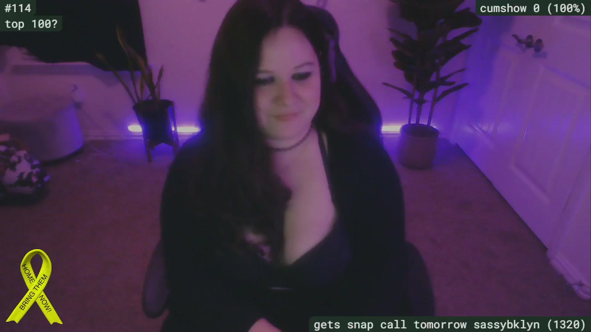 Gallery image thumbnail from SassySarah94's myfreecams stream on, 11/27/2024, 04:43 image 19 of 20