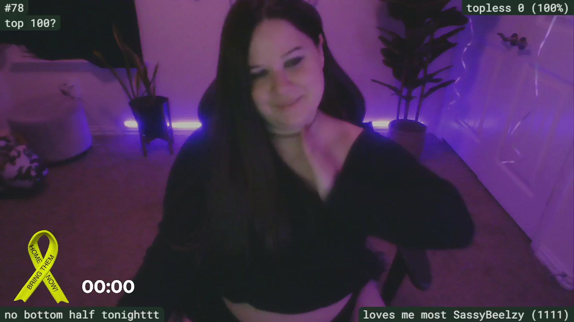 Gallery image thumbnail from SassySarah94's myfreecams stream on, 11/28/2024, 11:29 image 9 of 20