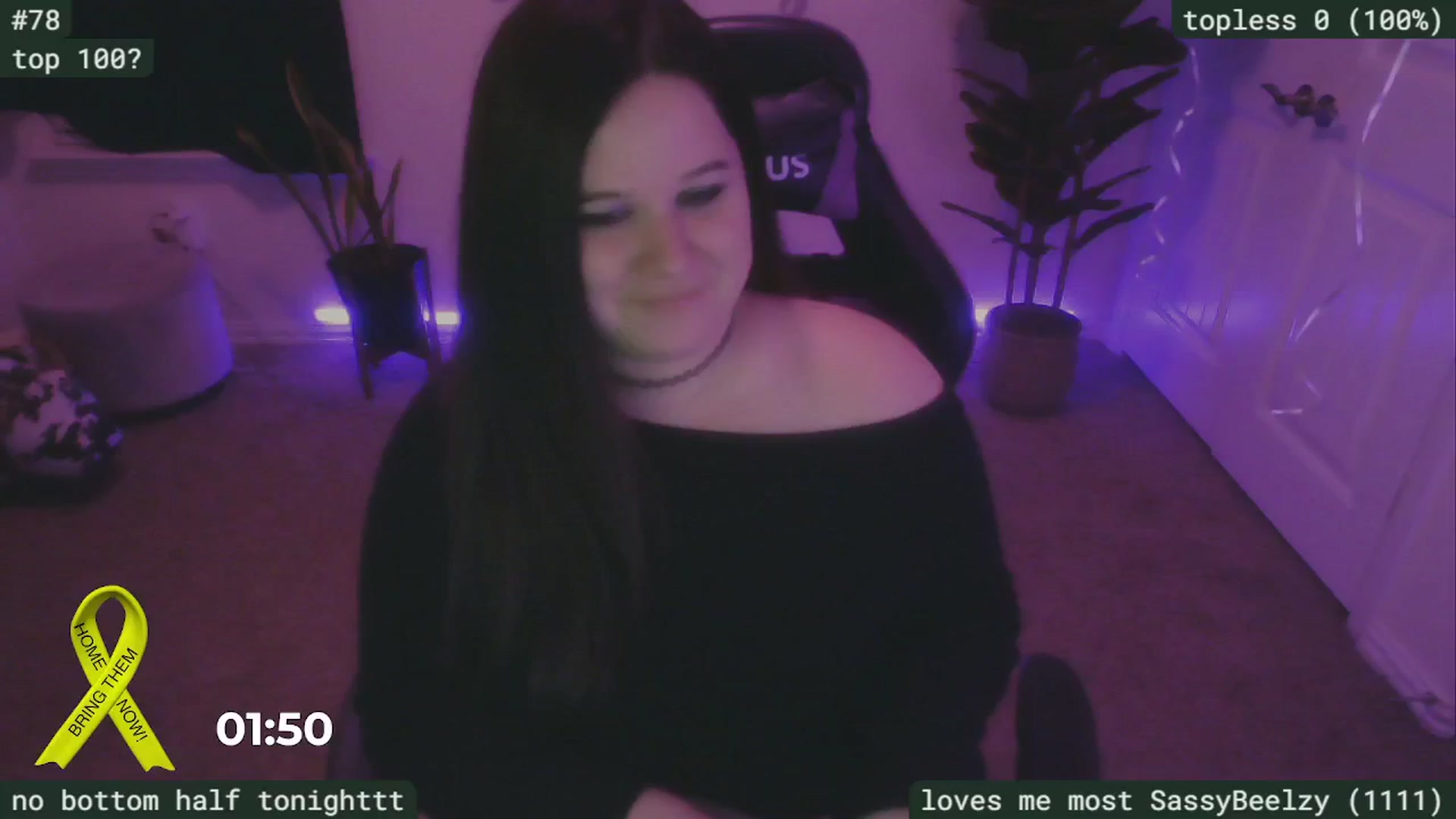 Gallery image thumbnail from SassySarah94's myfreecams stream on, 11/28/2024, 11:29 image 18 of 20