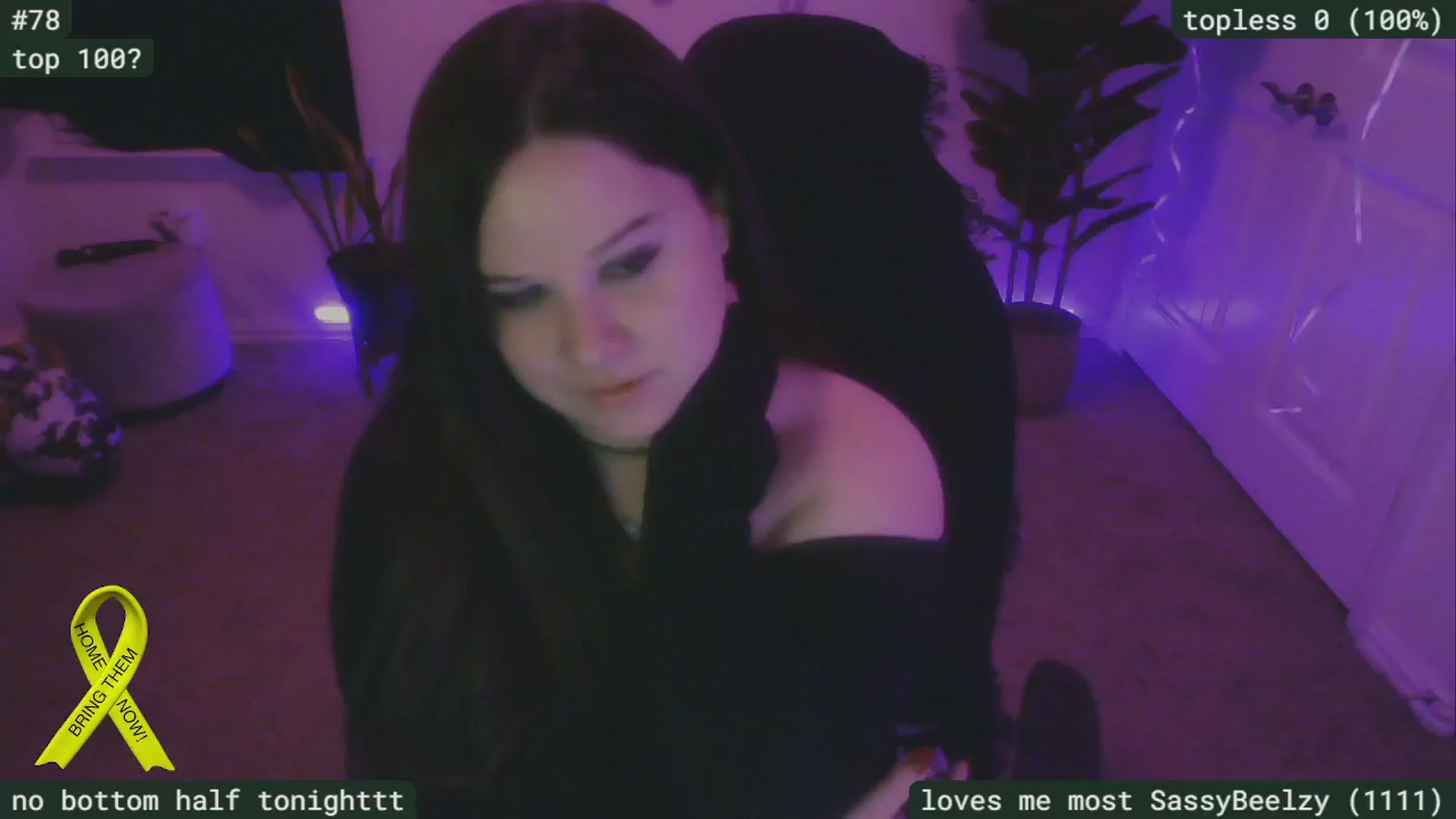 Gallery image thumbnail from SassySarah94's myfreecams stream on, 11/28/2024, 11:29 image 6 of 20