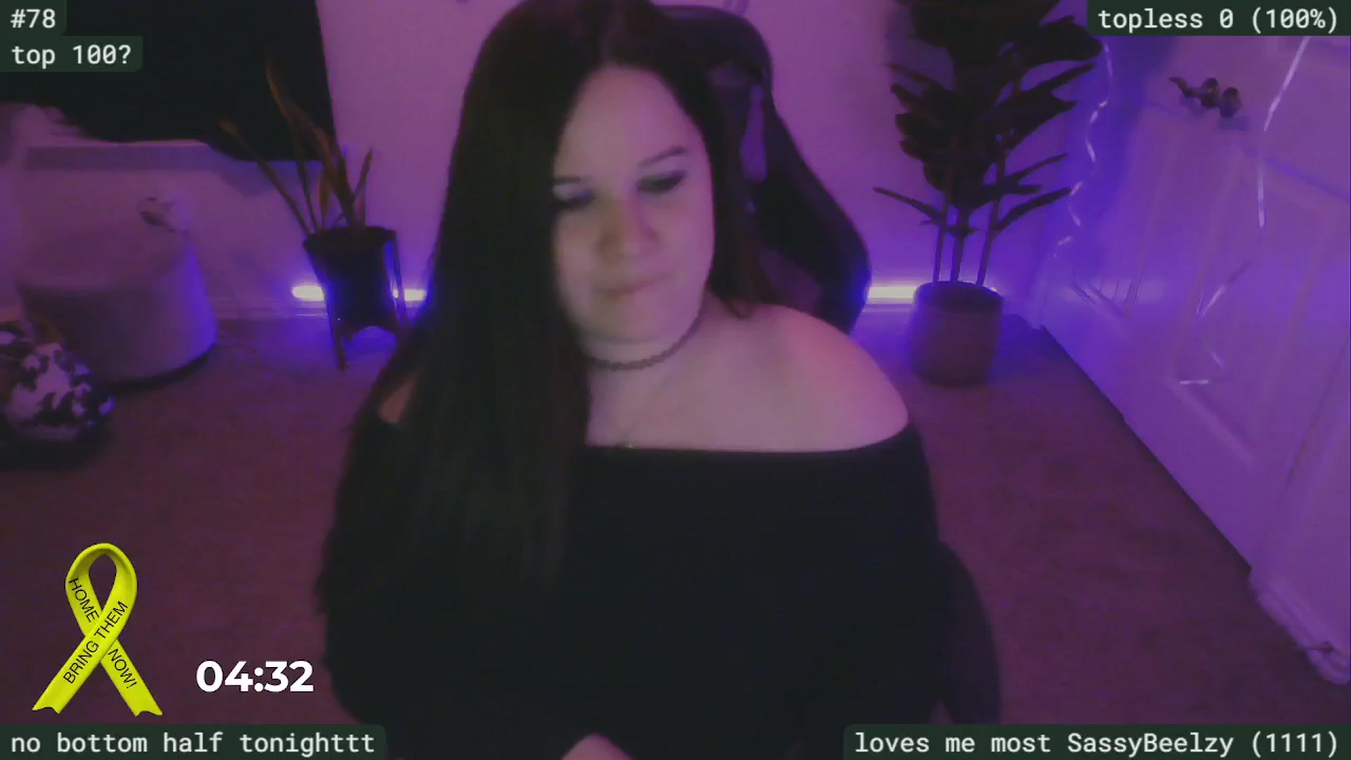 Gallery image thumbnail from SassySarah94's myfreecams stream on, 11/28/2024, 11:29 image 12 of 20