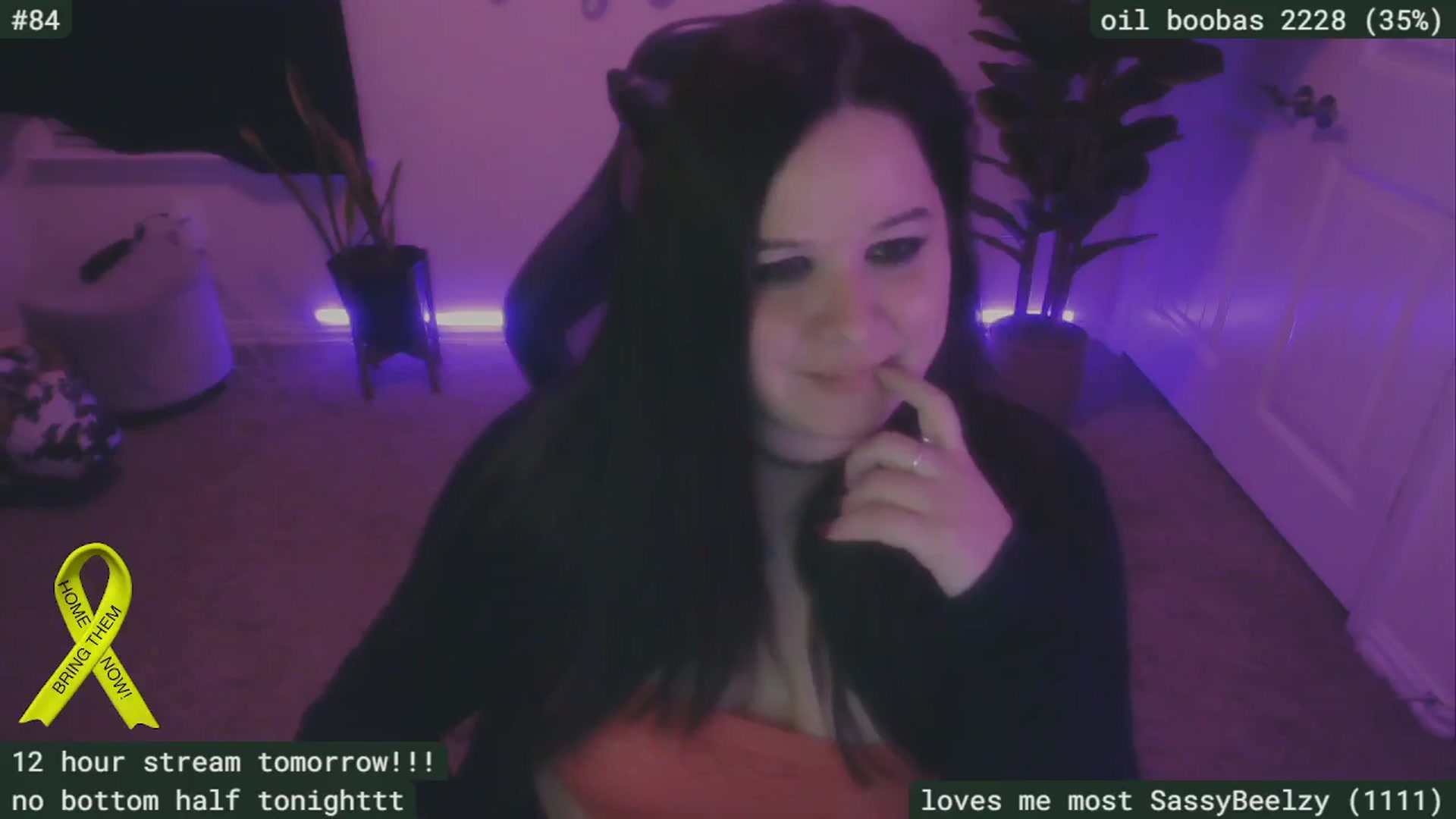 Gallery image thumbnail from SassySarah94's myfreecams stream on, 11/30/2024, 03:47 image 12 of 20