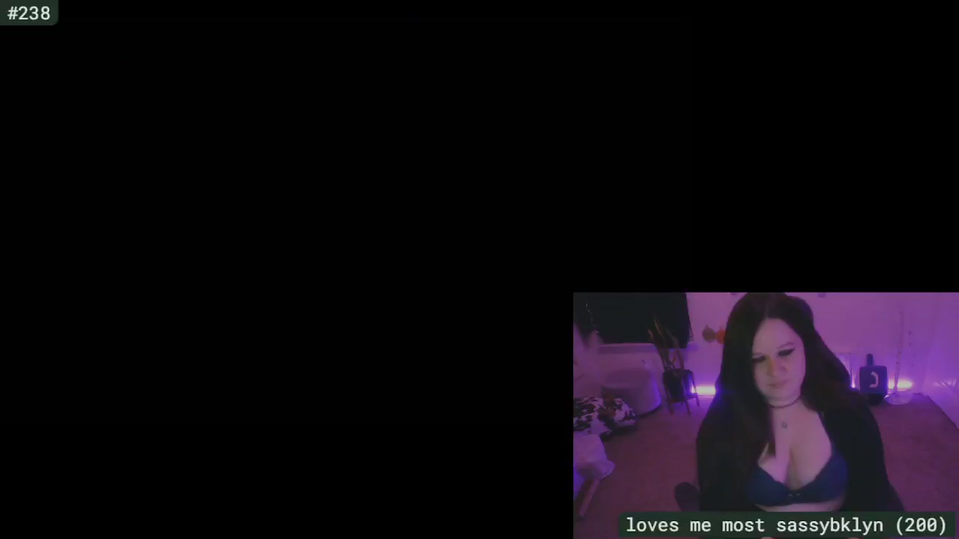 Gallery image thumbnail from SassySarah94's myfreecams stream on, 12/08/2024, 07:12 image 4 of 20